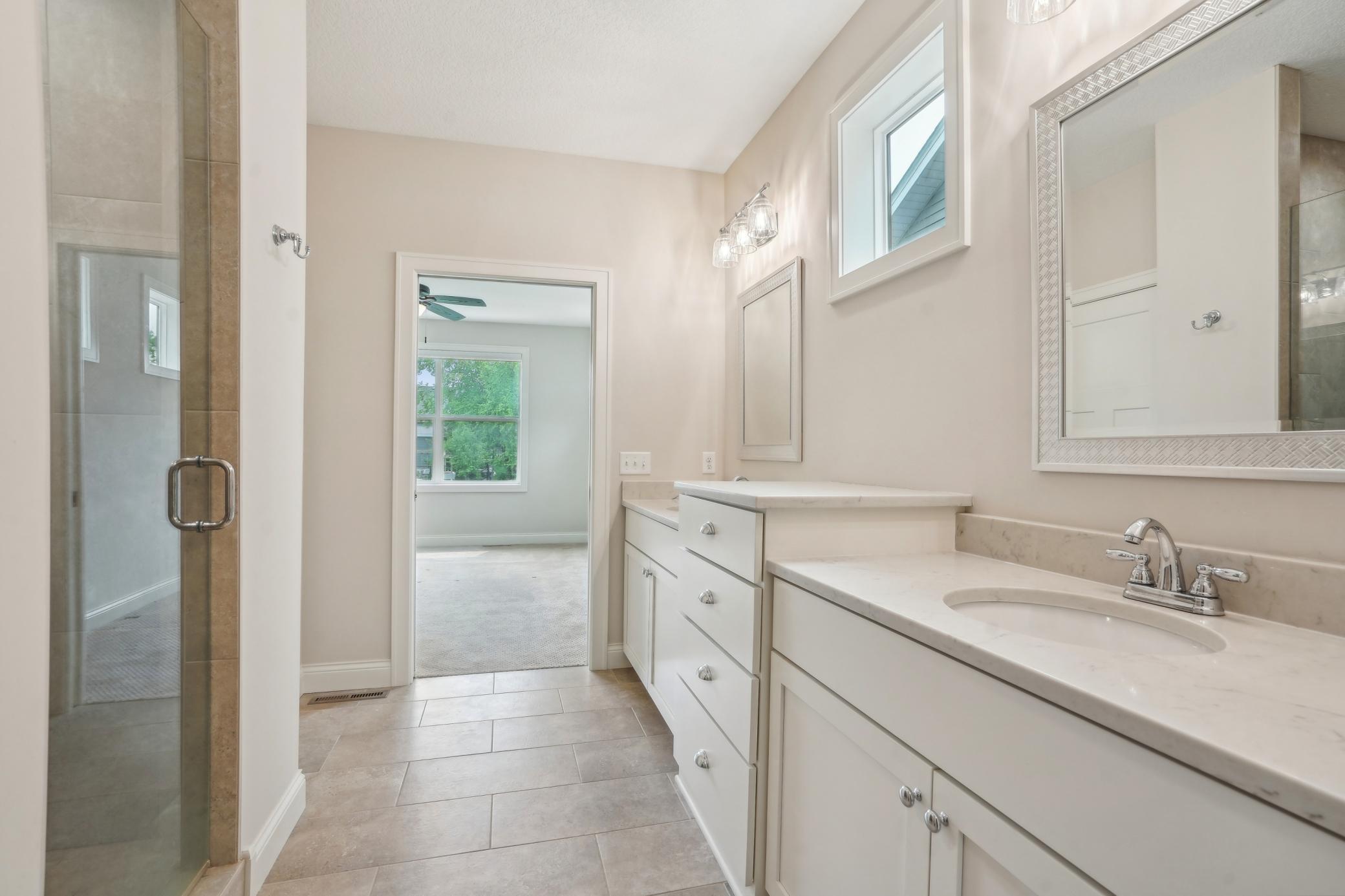 4566 Landmark Drive NE