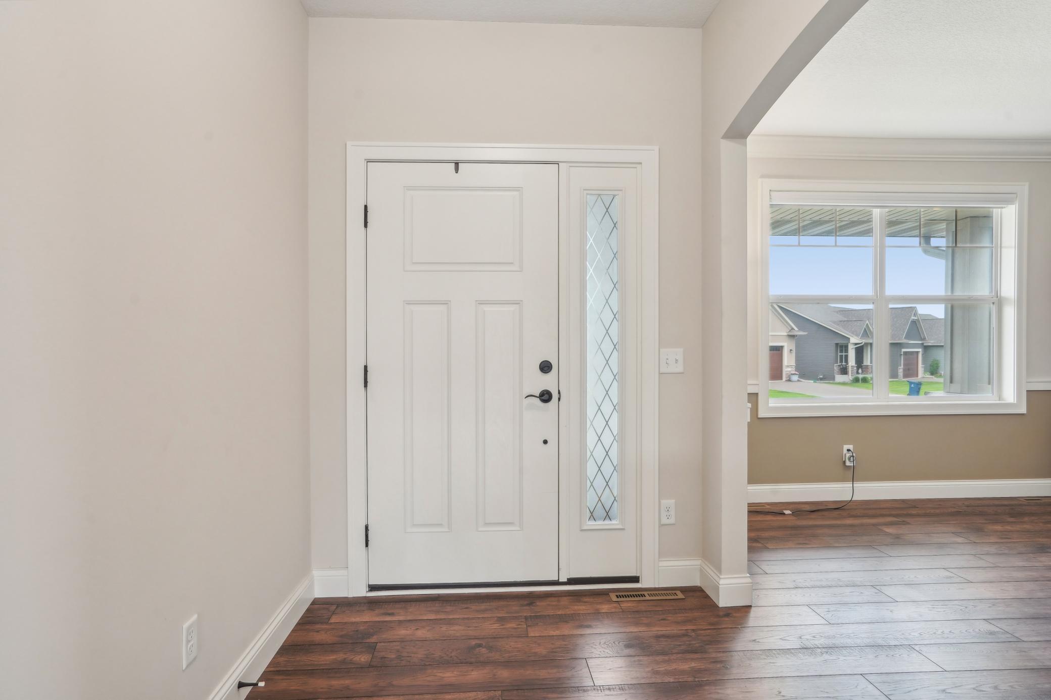 4566 Landmark Drive NE