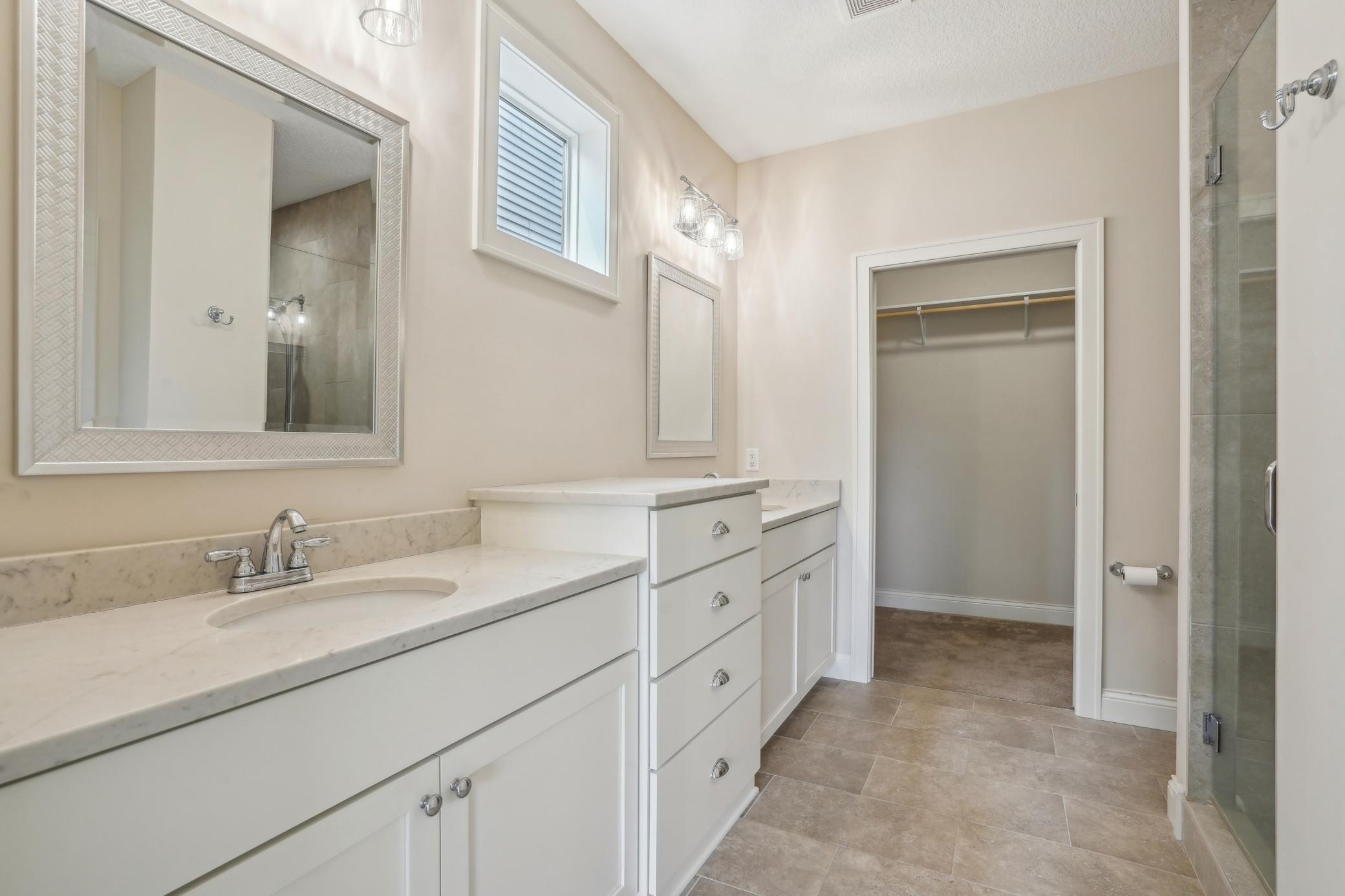 4566 Landmark Drive NE