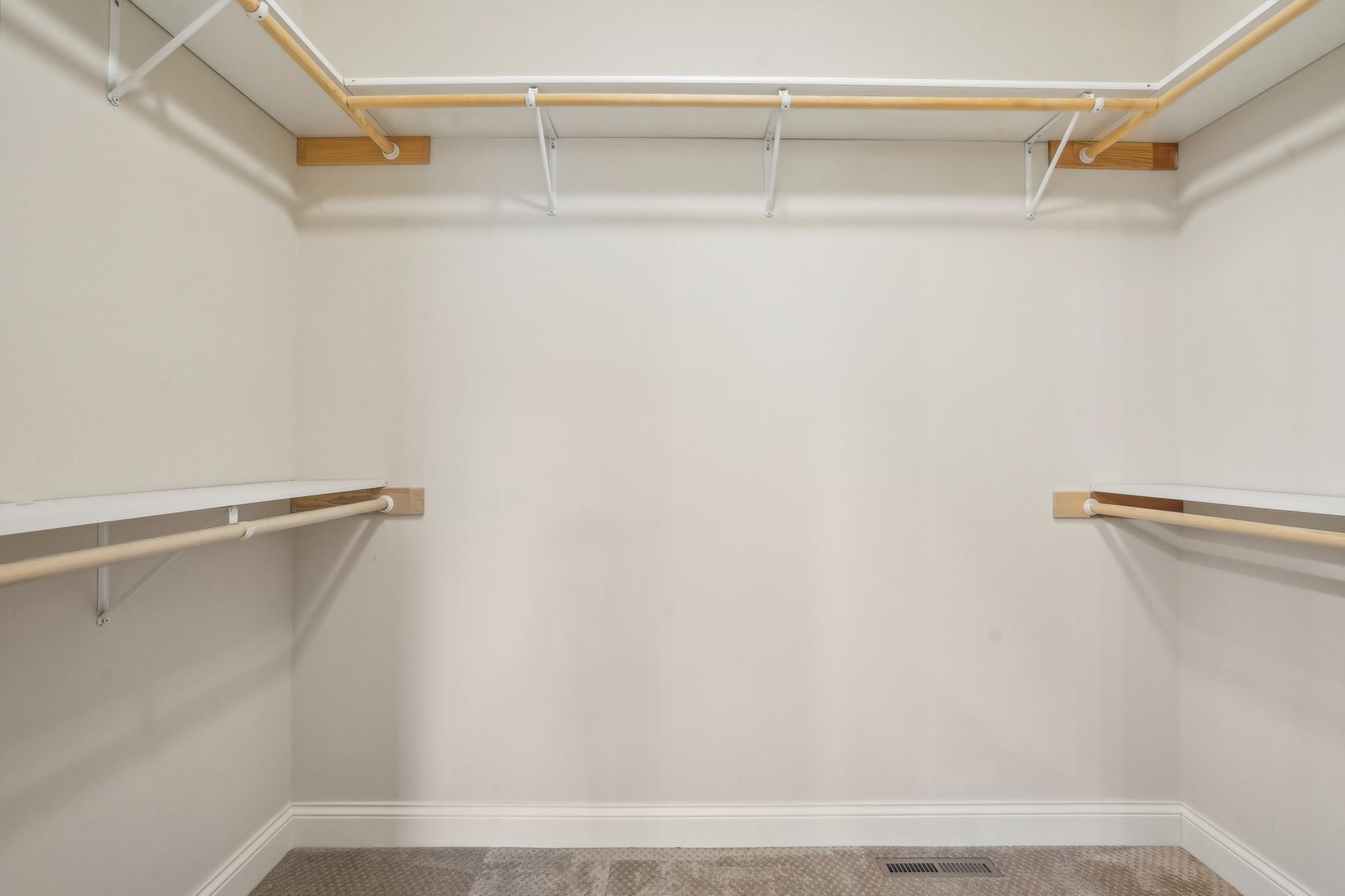 4566 Landmark Drive NE