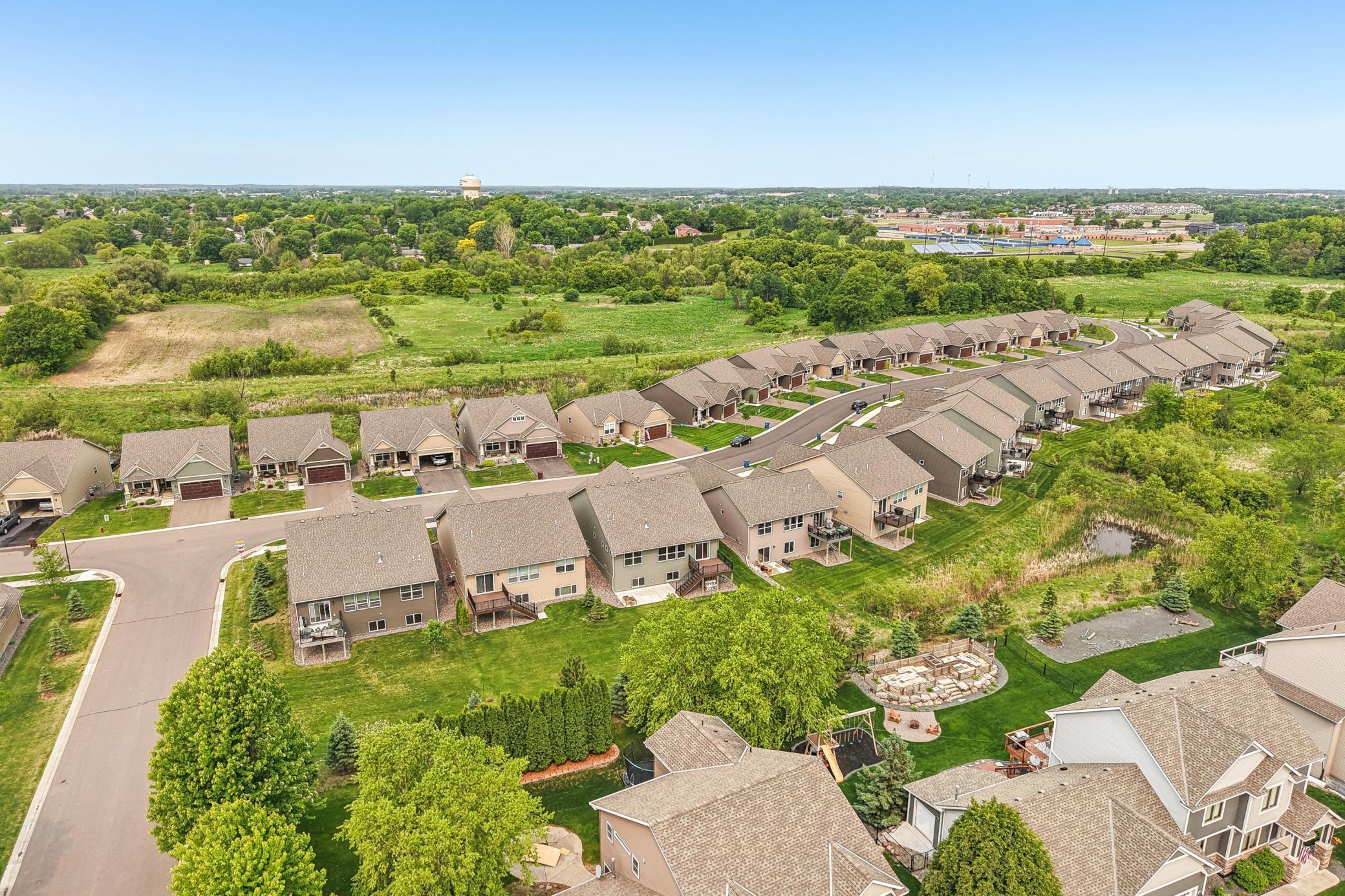 4566 Landmark Drive NE