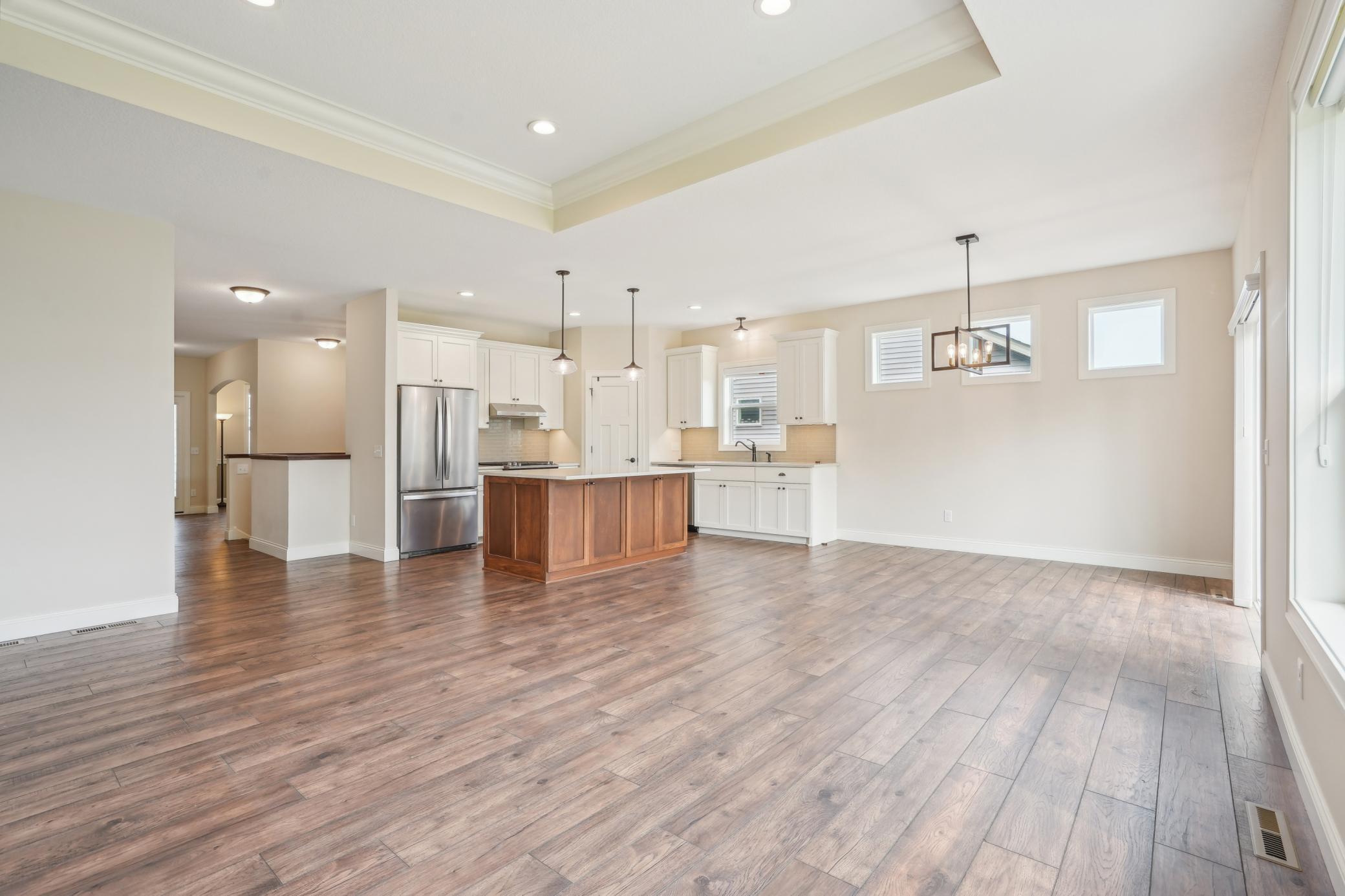 4566 Landmark Drive NE