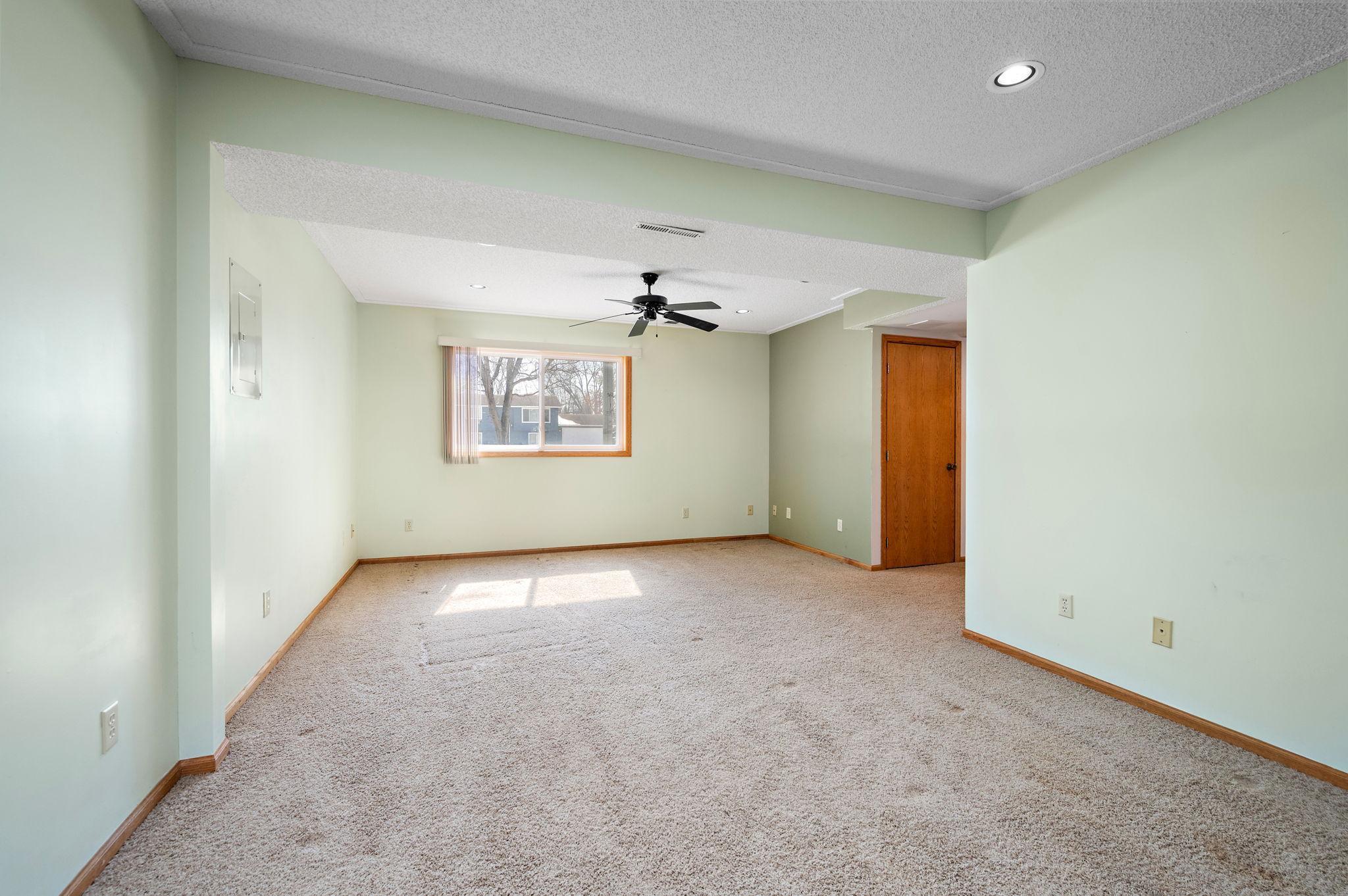 12186 59th Circle NE