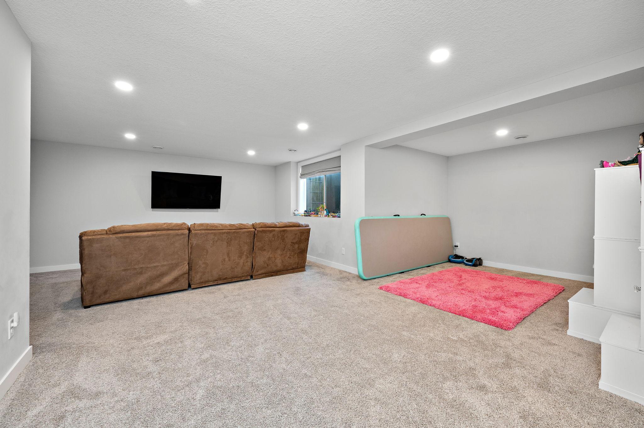 10752 23rd Street NE