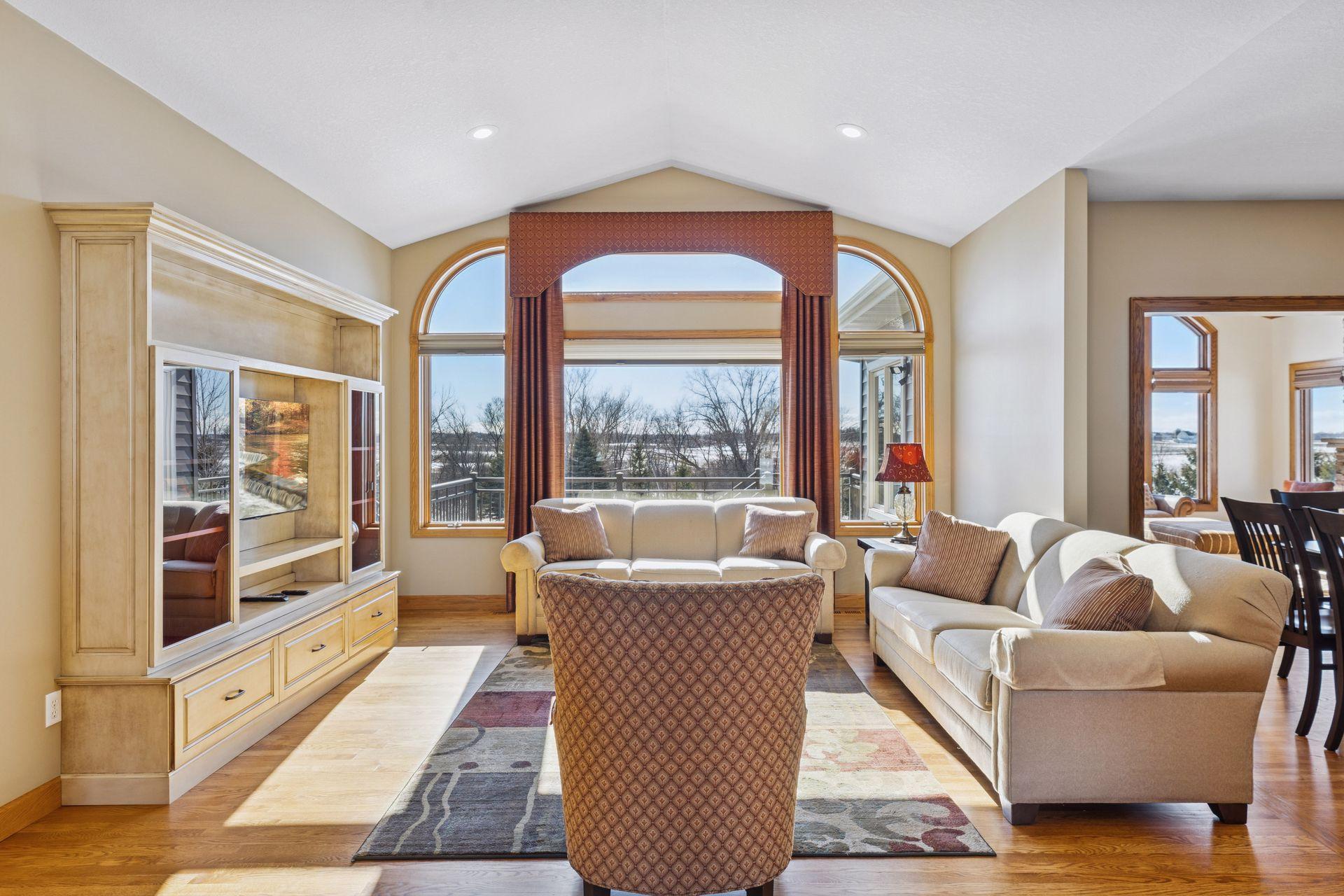 9015 Schutte Court