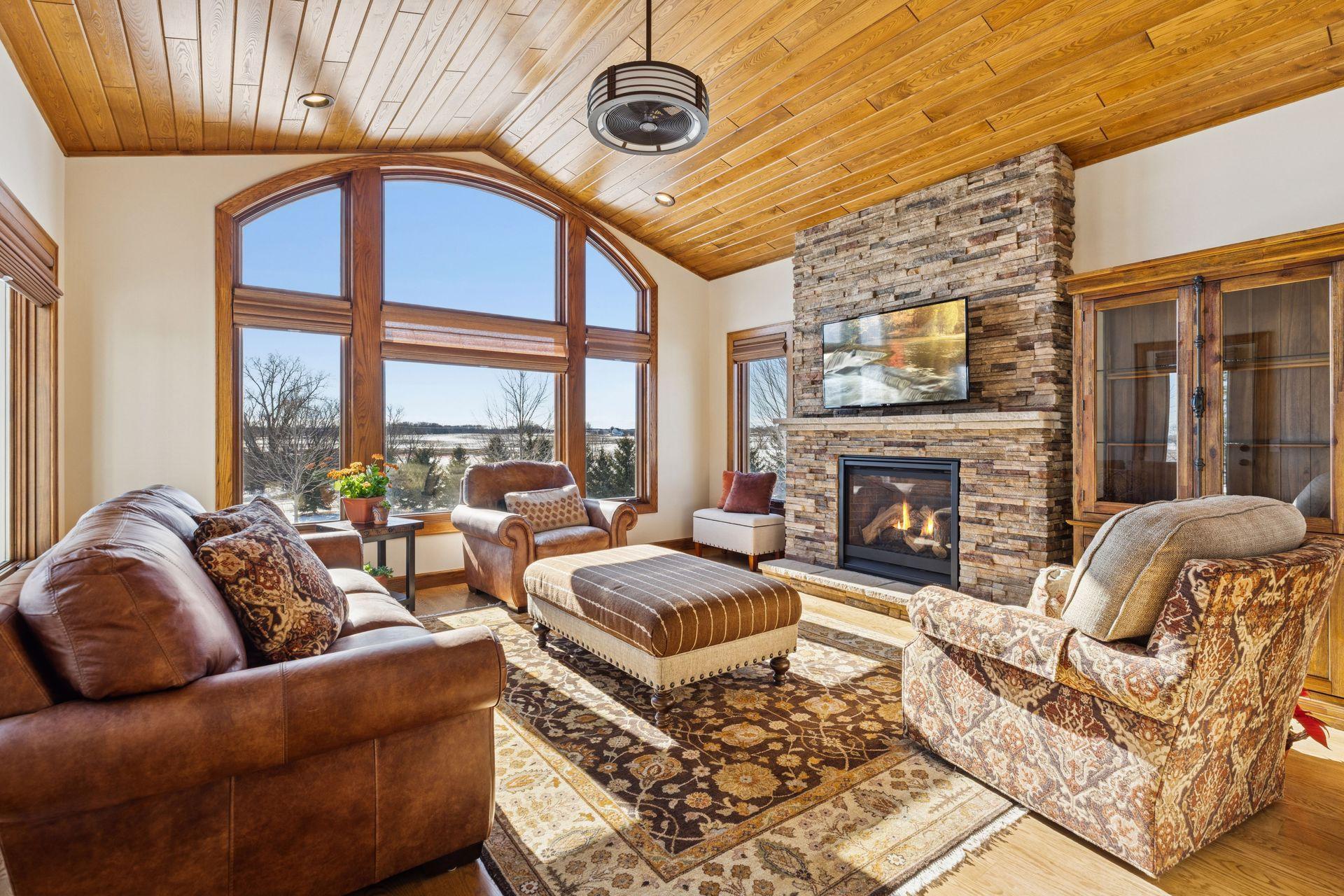9015 Schutte Court