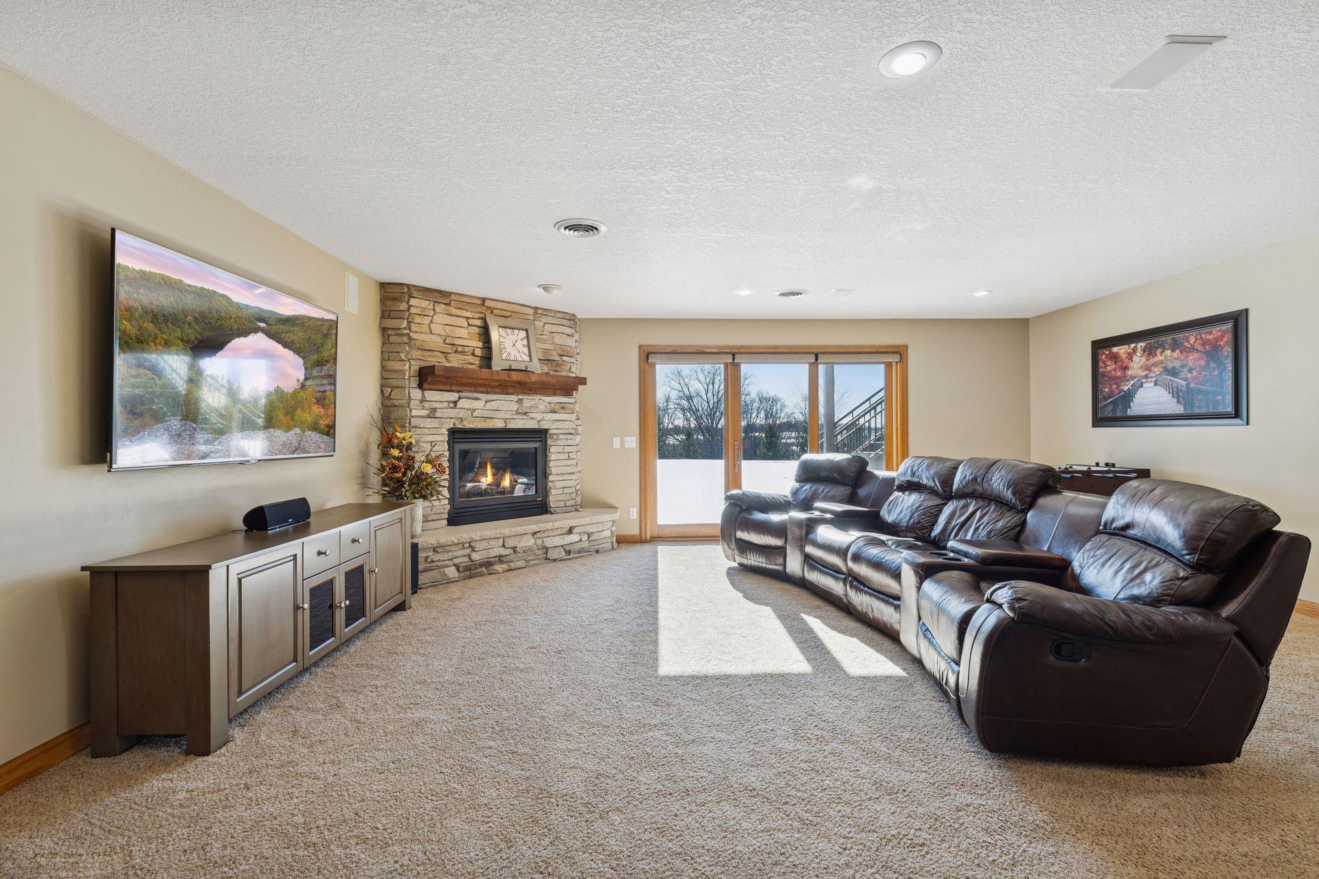 9015 Schutte Court
