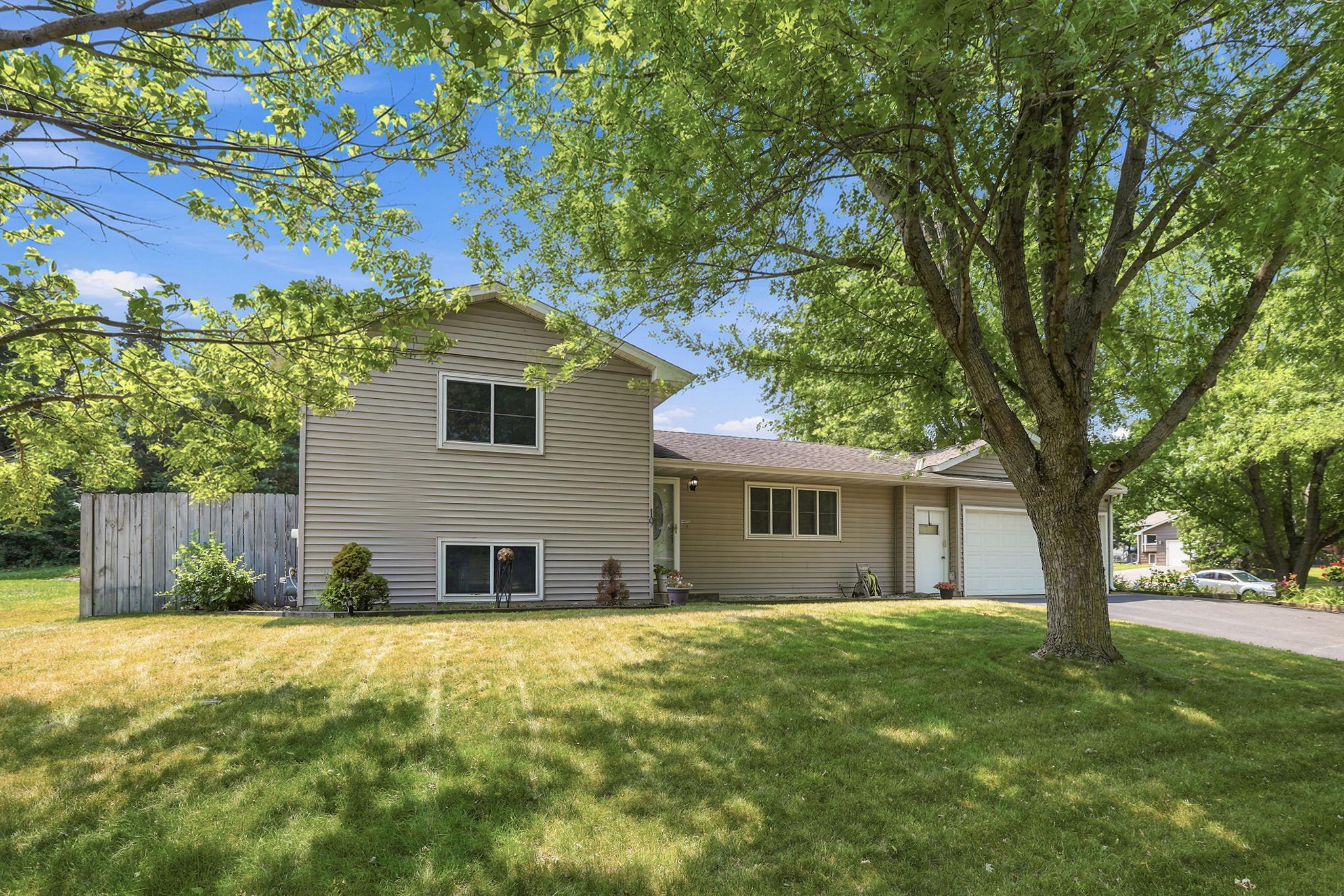 19 Heights Road NW