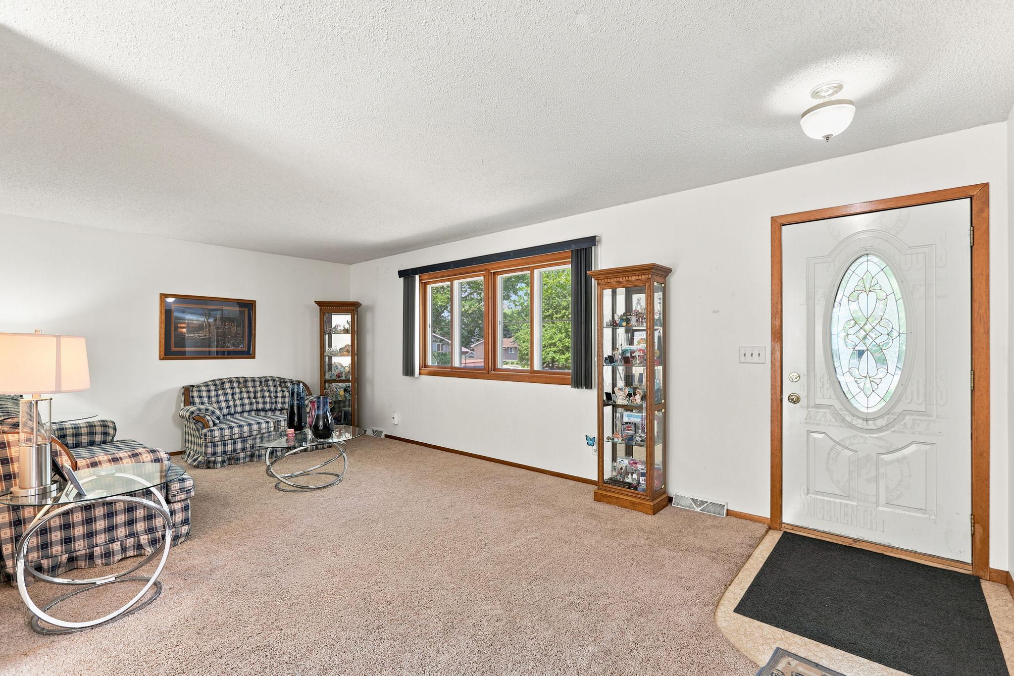 19 Heights Road NW