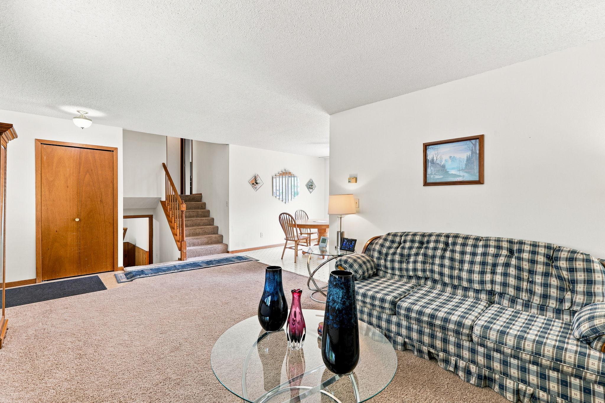 19 Heights Road NW