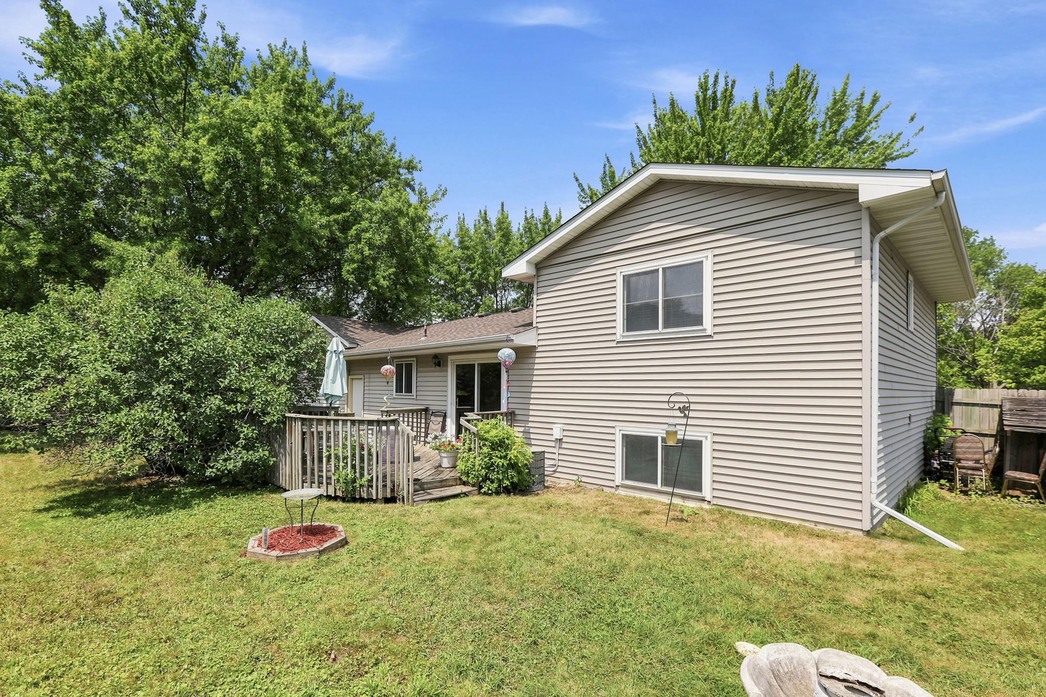 19 Heights Road NW