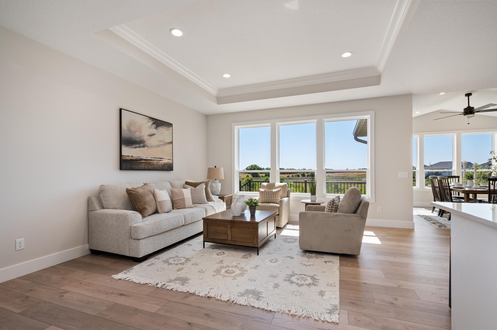 7635 Ochoa Avenue NE
