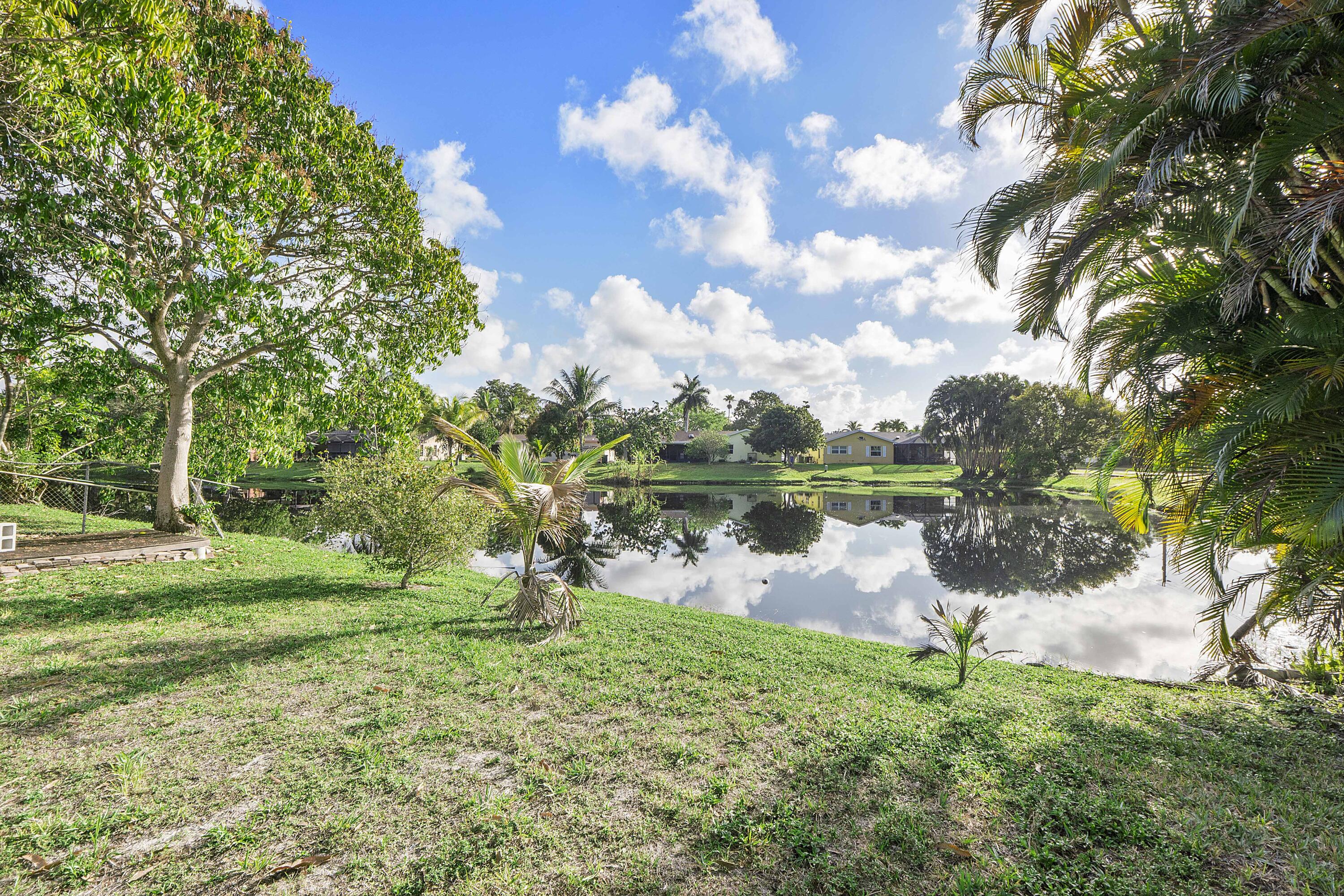 5020 SW 11th Street