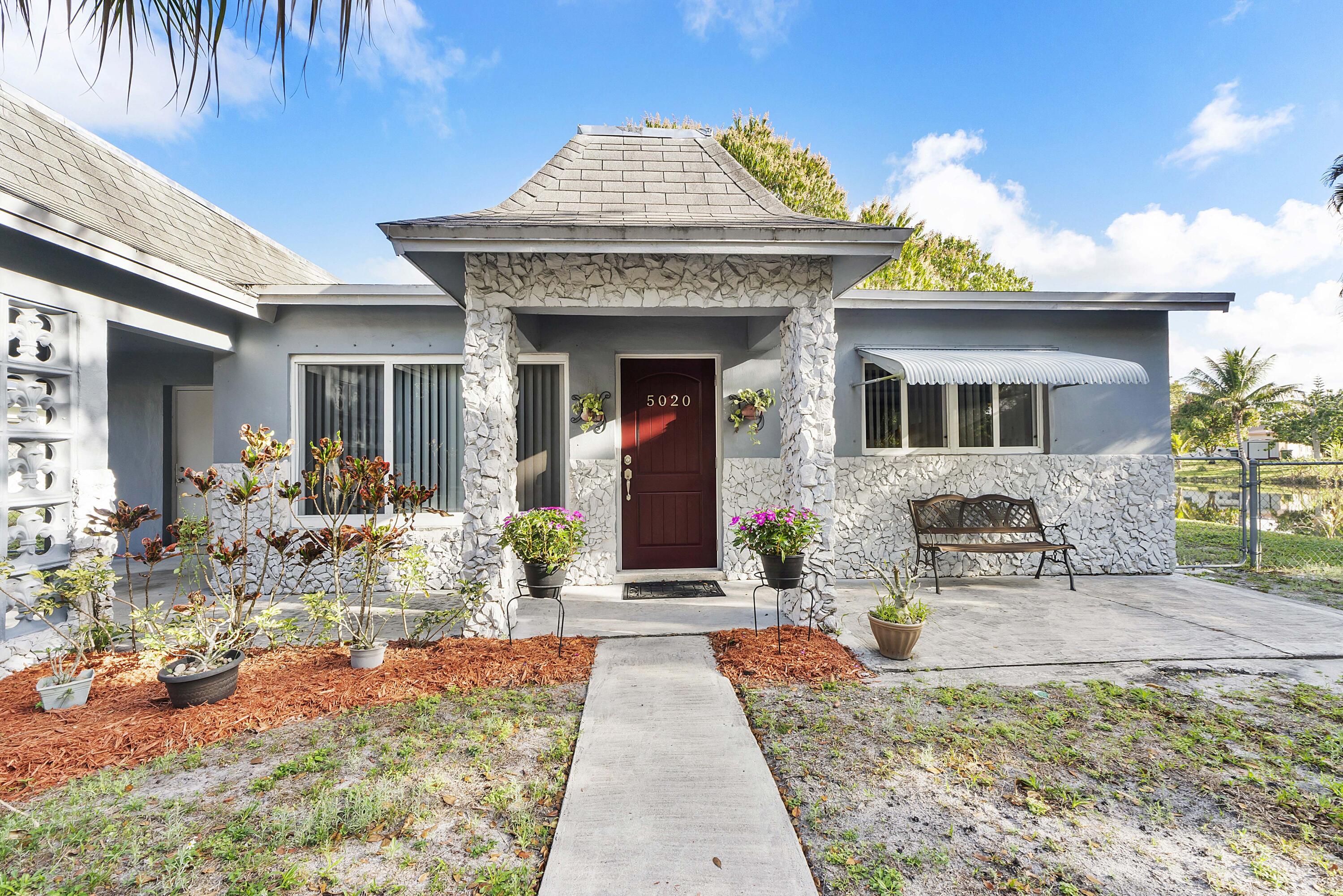 5020 SW 11th Street