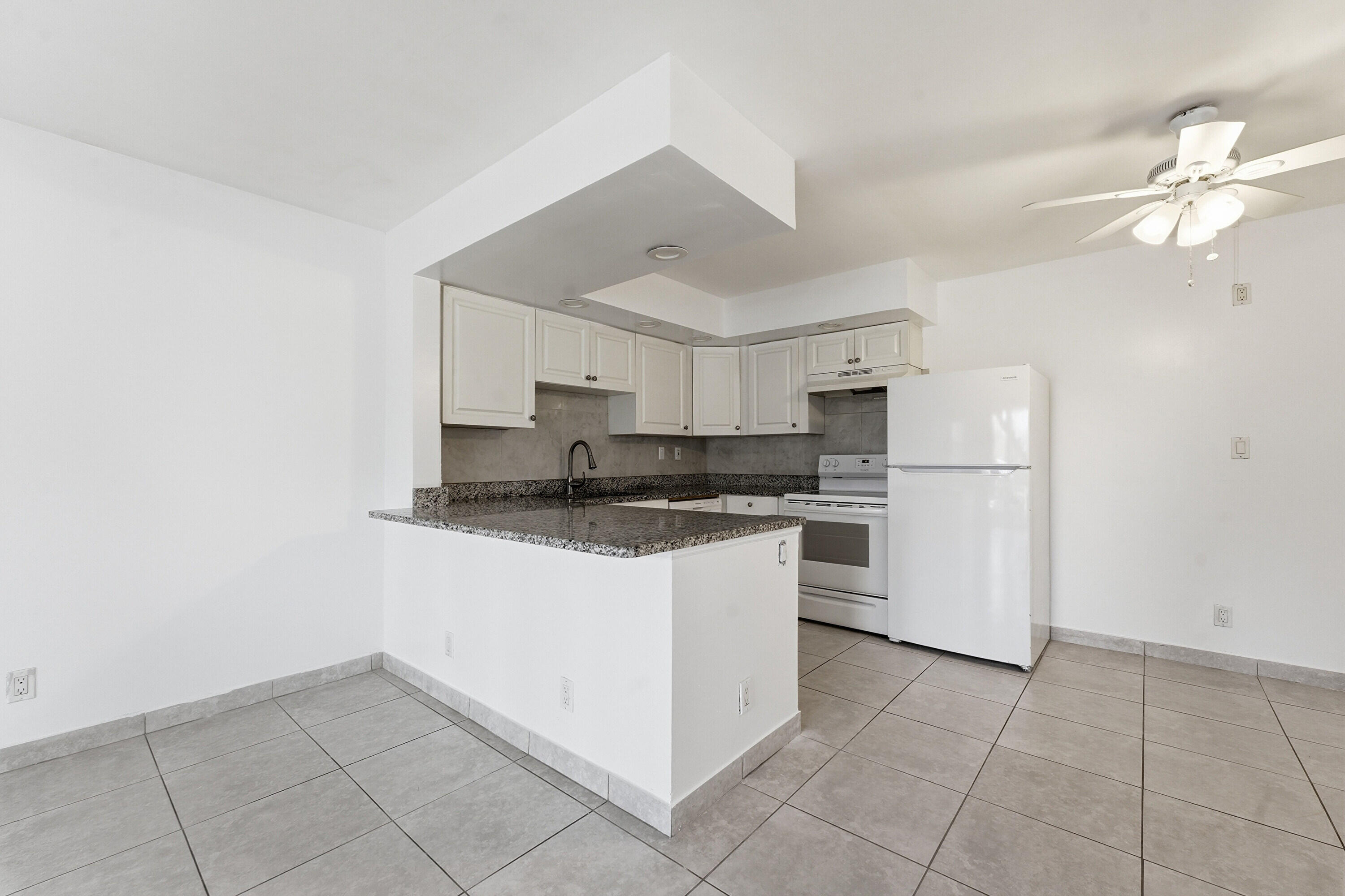 2671 Riverside Drive 1