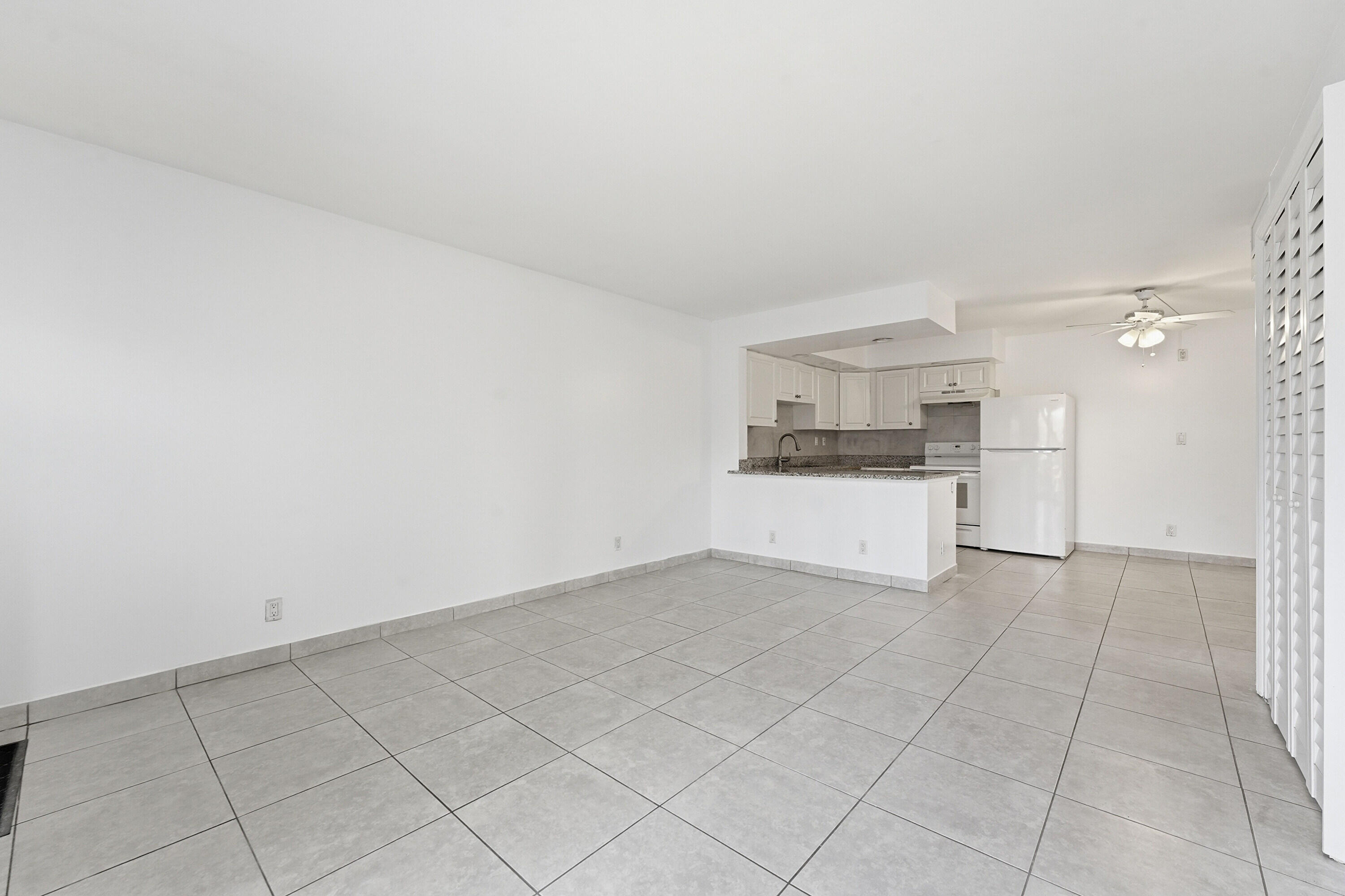 2671 Riverside Drive 1