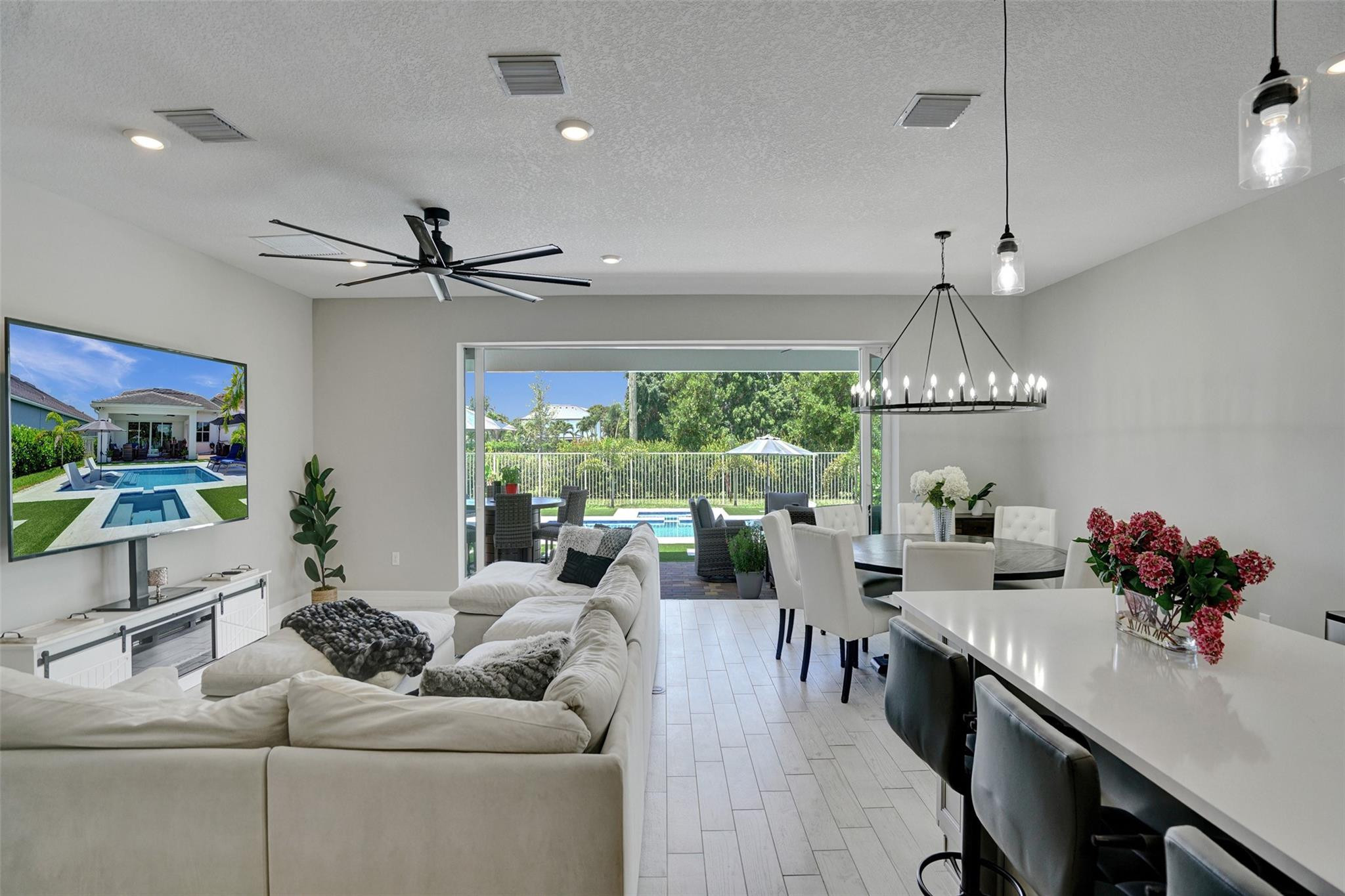 9621 Mosler Trail