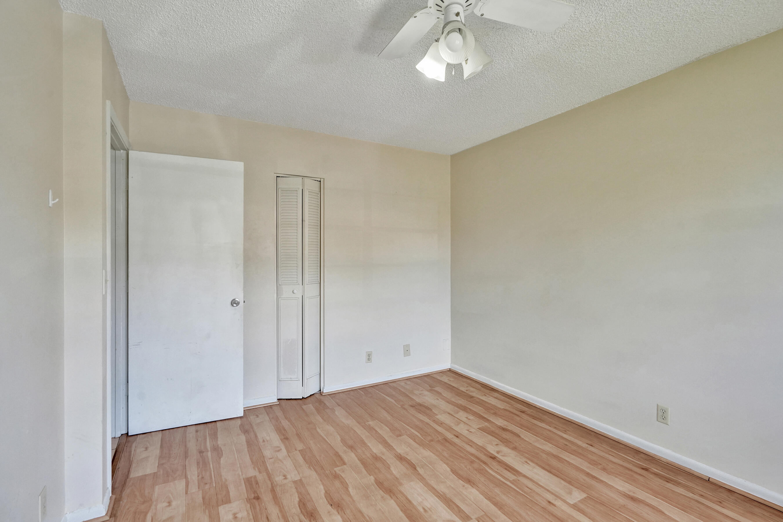 617 Banks Road 617