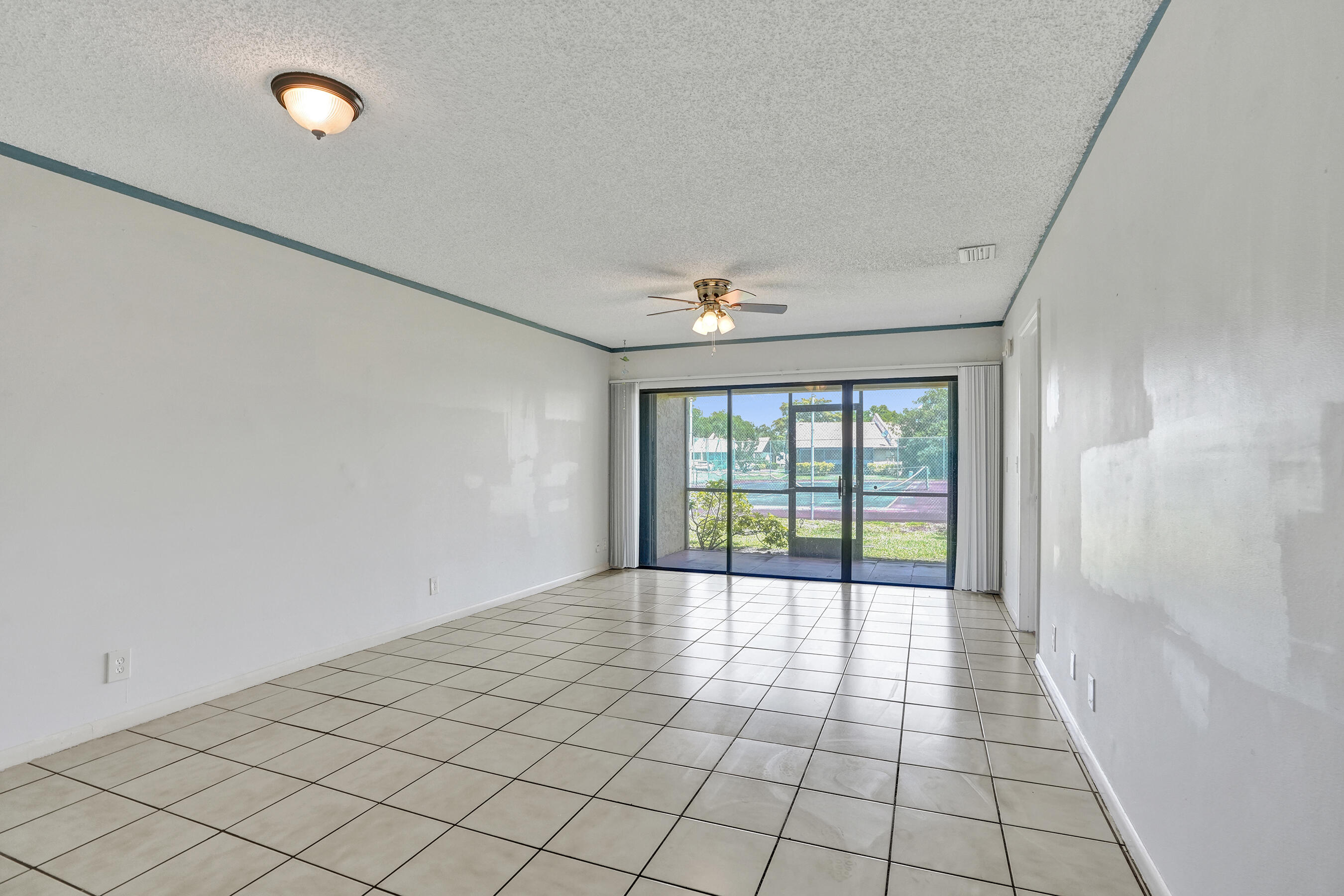 617 Banks Road 617