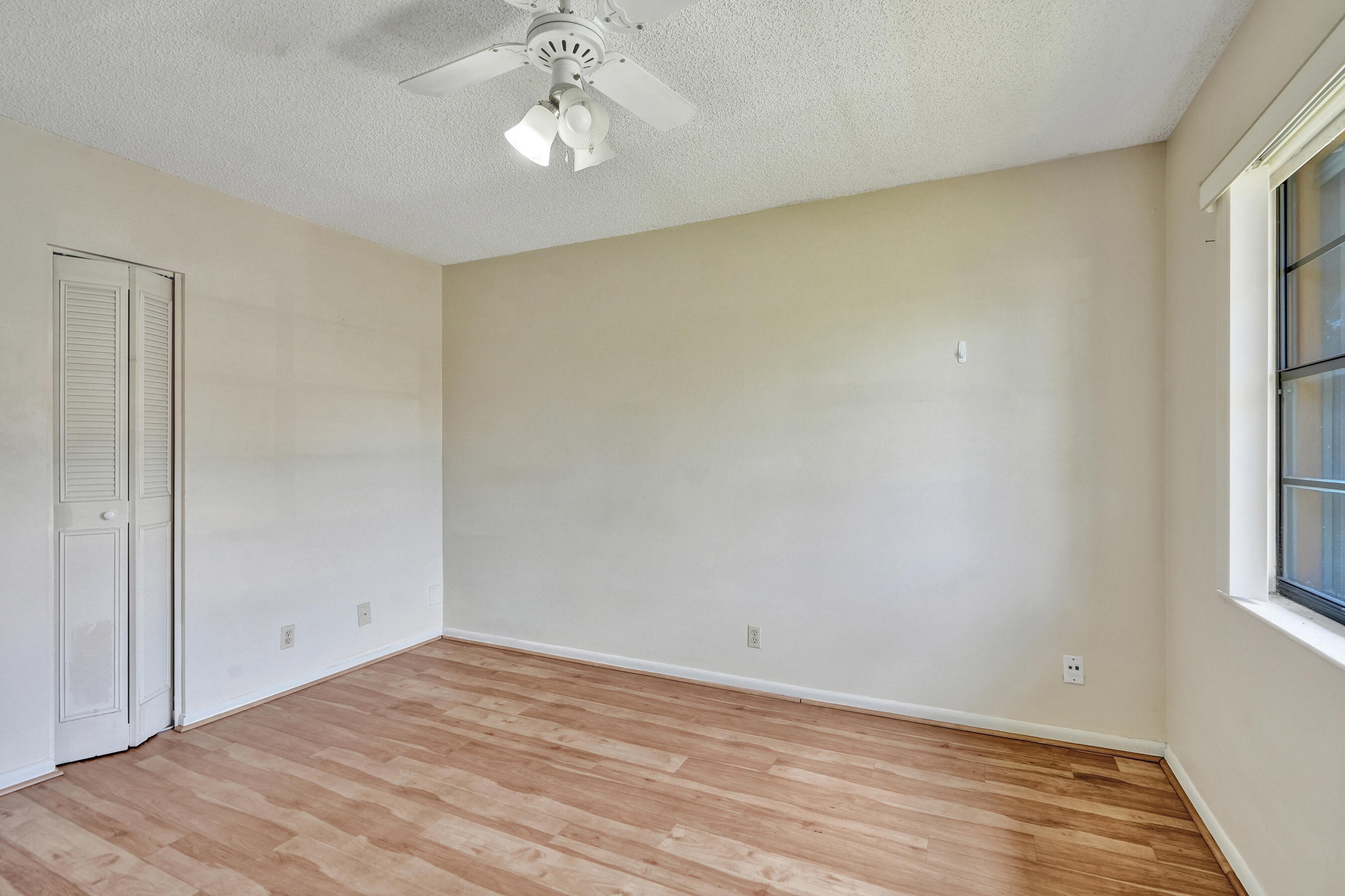 617 Banks Road 617