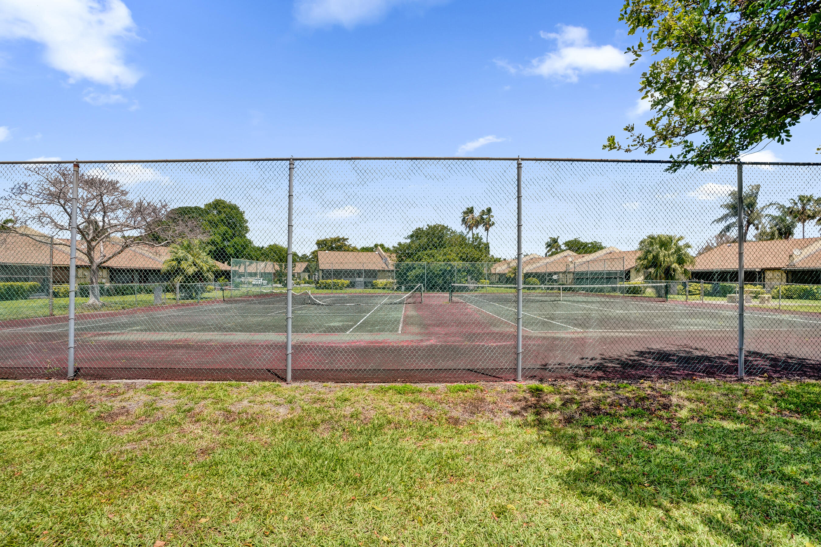 617 Banks Road 617