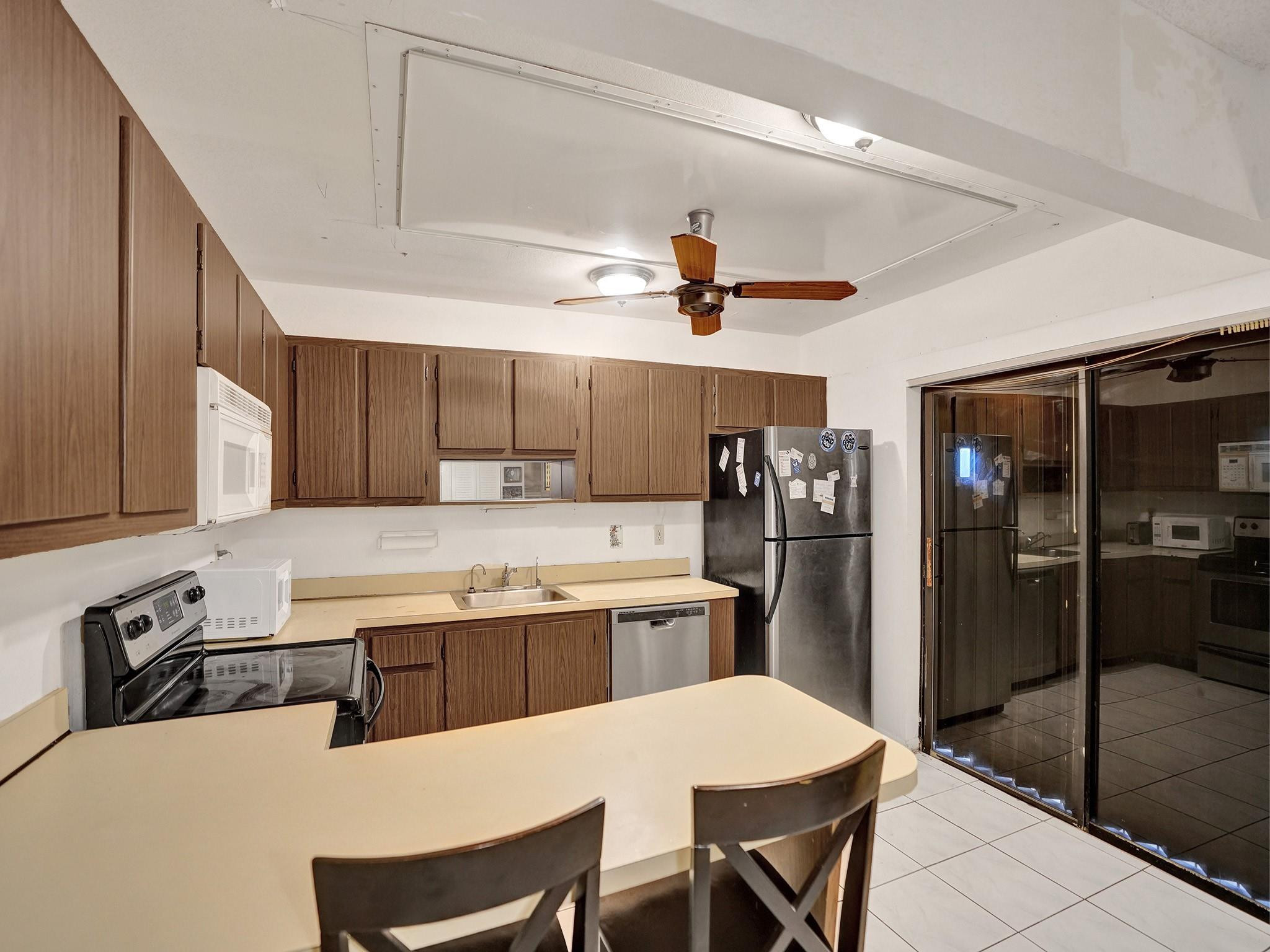865 NW 29th Avenue A
