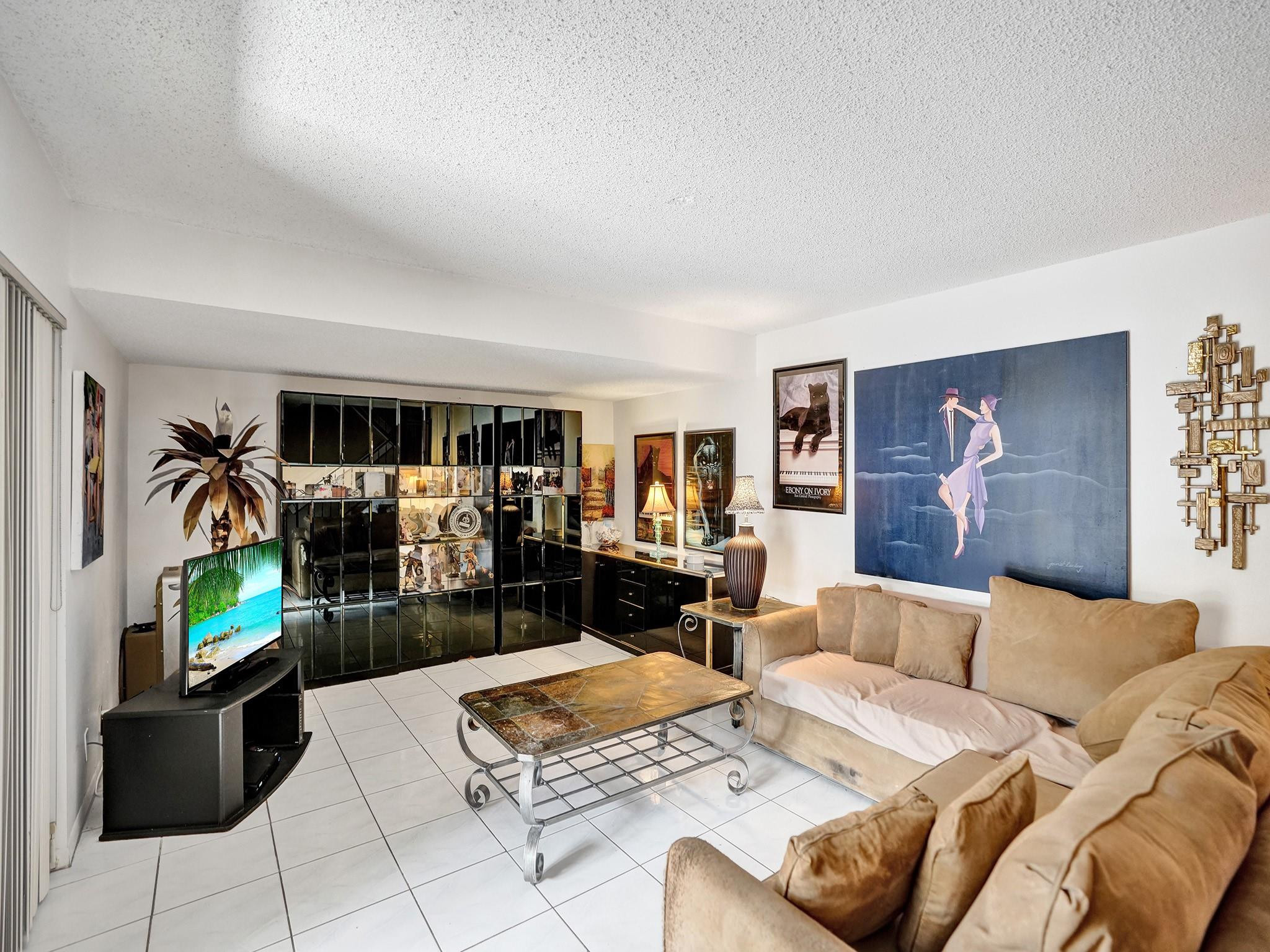 865 NW 29th Avenue A