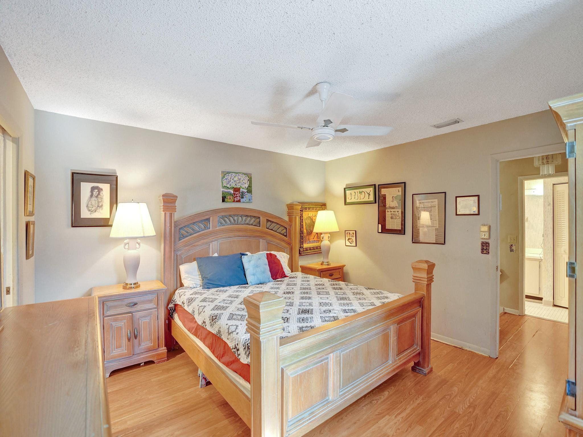 865 NW 29th Avenue A