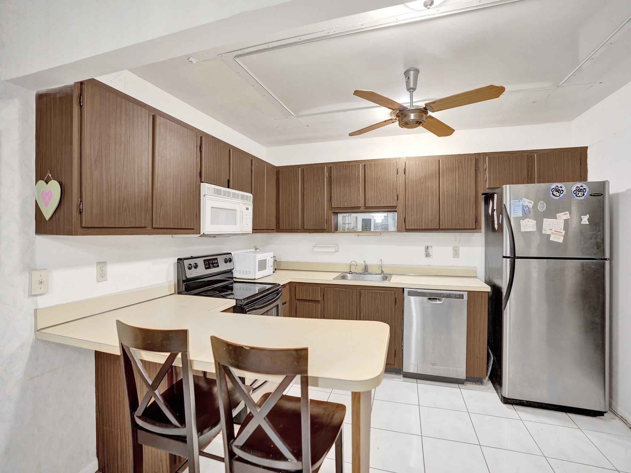 865 NW 29th Avenue A