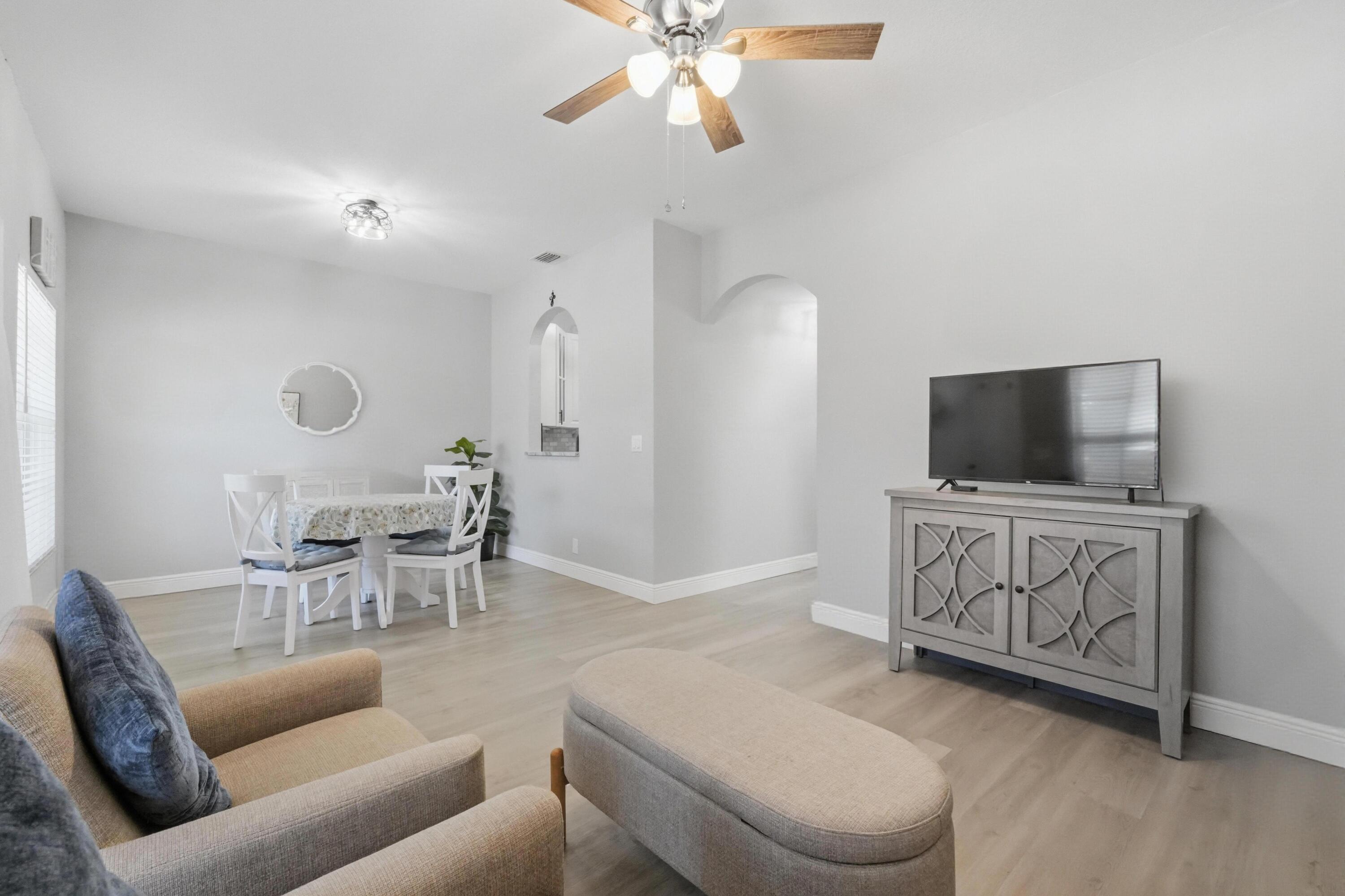 10581 NW 56th Place