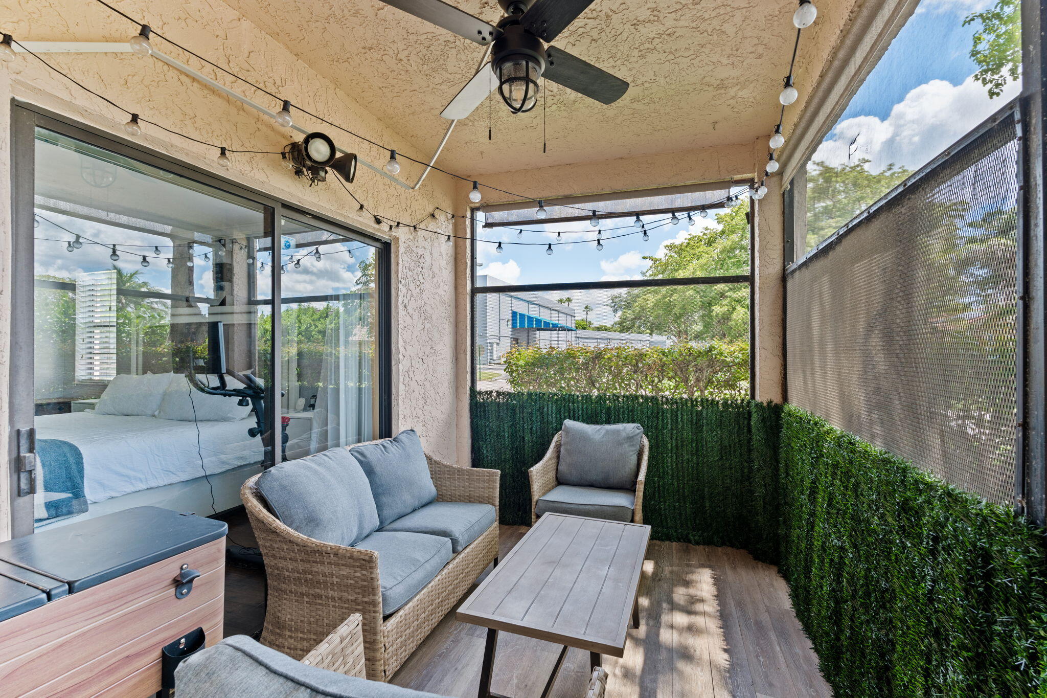 1909 NW 94th Avenue 102a