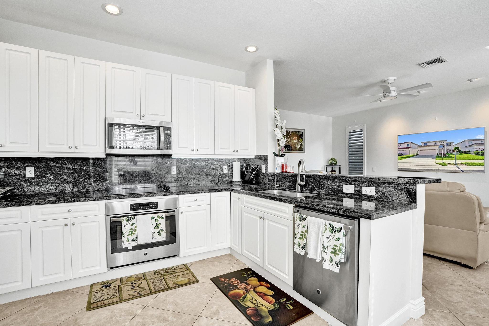 3067 Bayberry Way