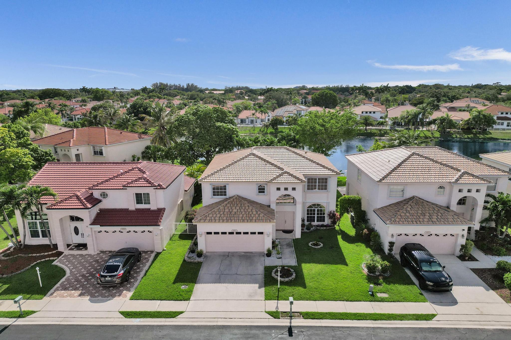 3067 Bayberry Way