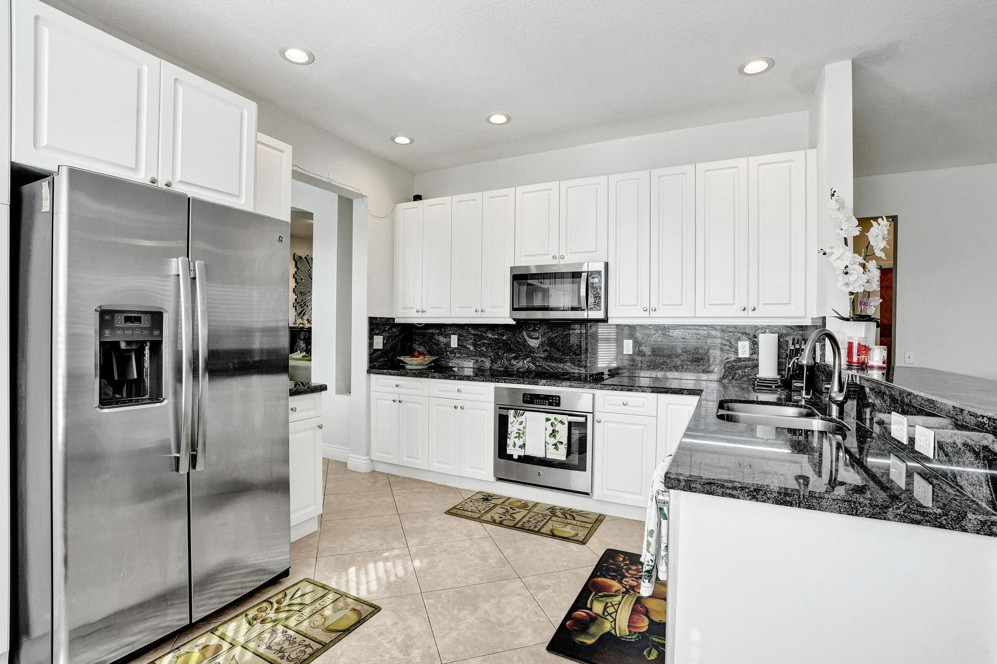 3067 Bayberry Way