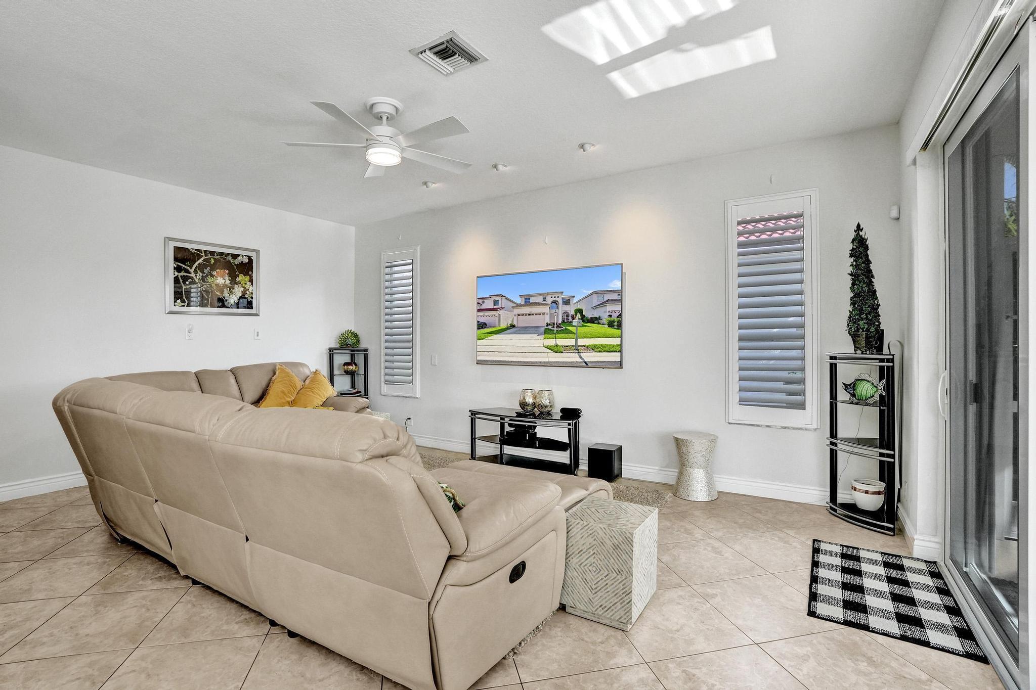 3067 Bayberry Way