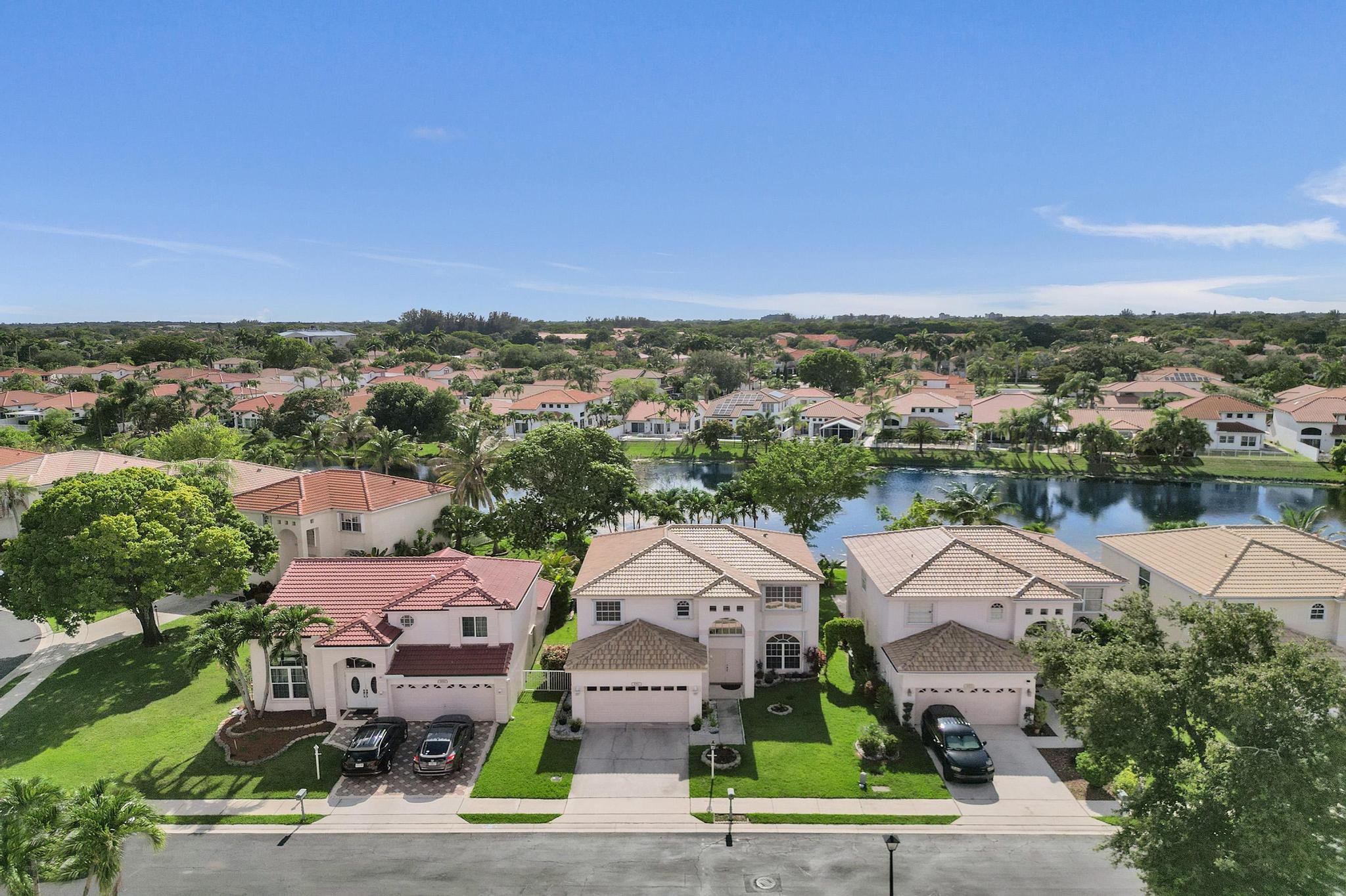 3067 Bayberry Way