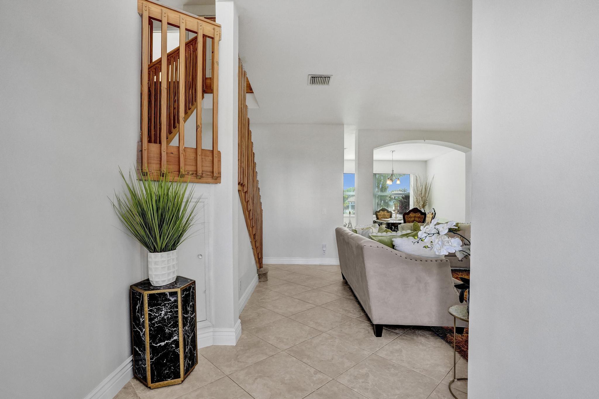 3067 Bayberry Way