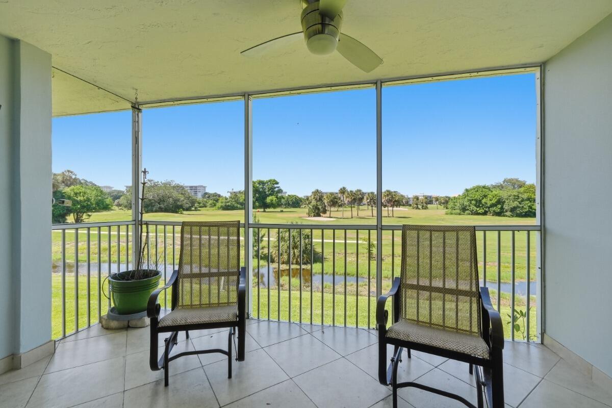 3001 S Palm Aire Drive 206