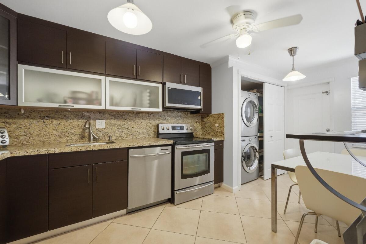 3001 S Palm Aire Drive 206