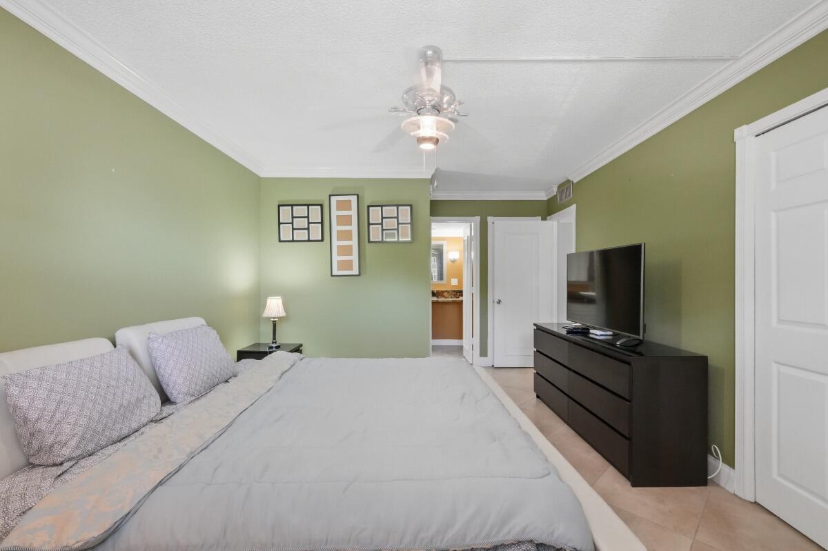 3001 S Palm Aire Drive 206