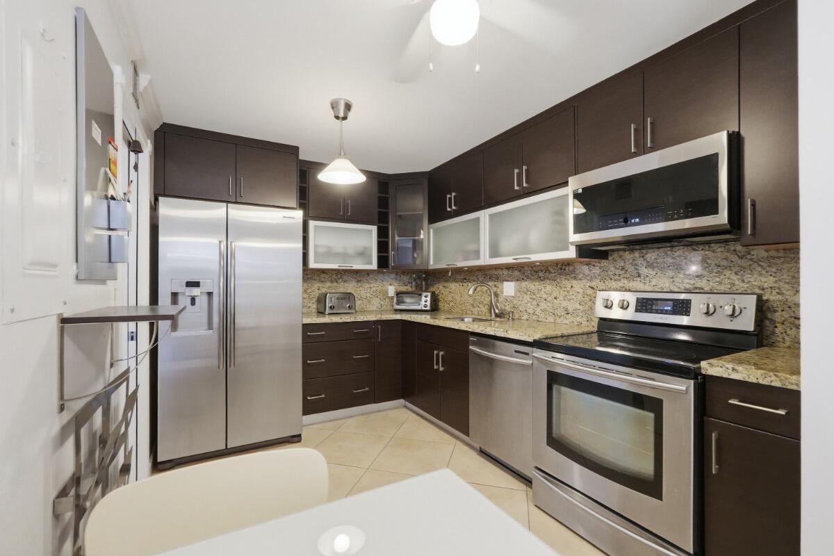 3001 S Palm Aire Drive 206