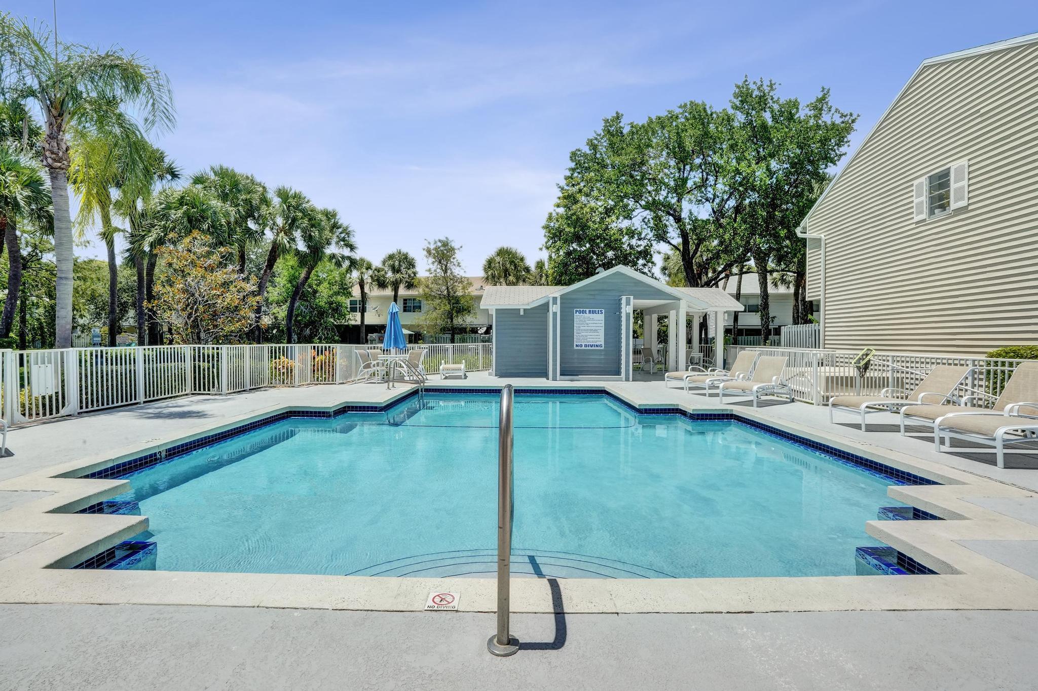 201 SW 3rd Street 201