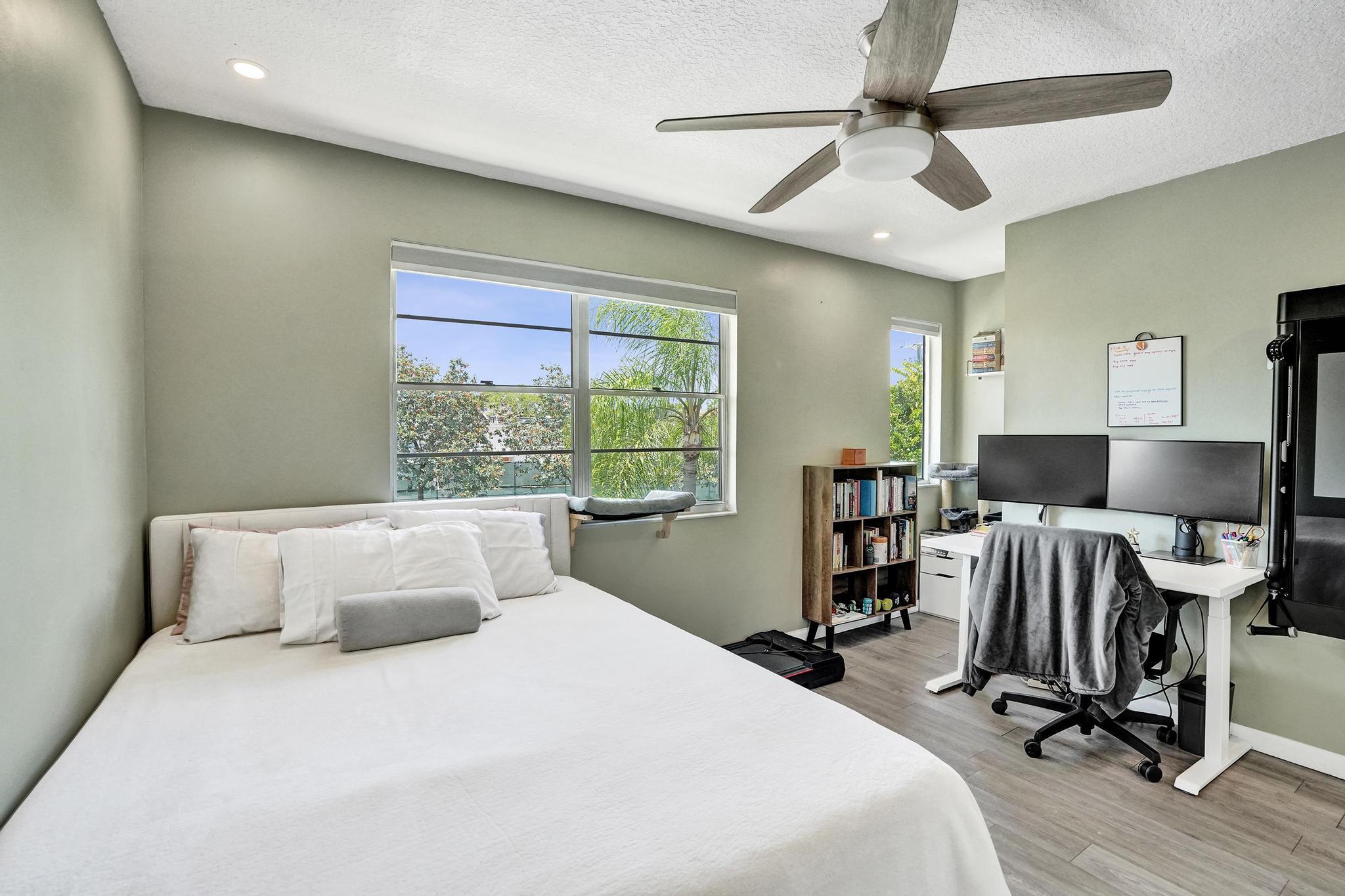 201 SW 3rd Street 201