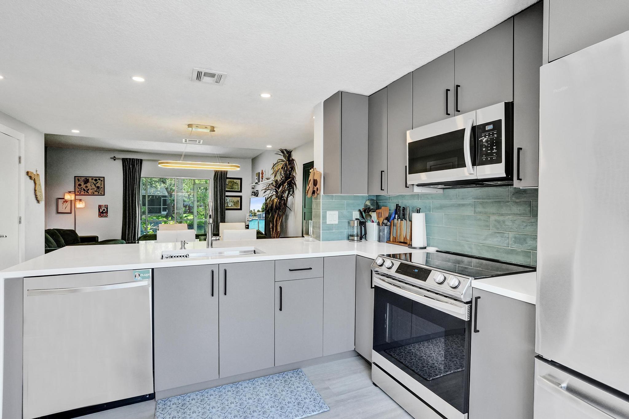 201 SW 3rd Street 201