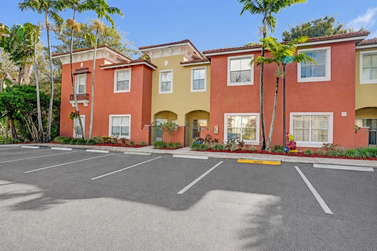 3373 Merrick Lane 705