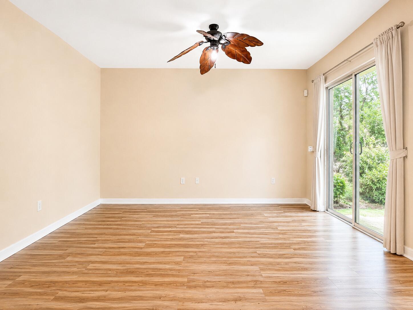 3373 Merrick Lane 705