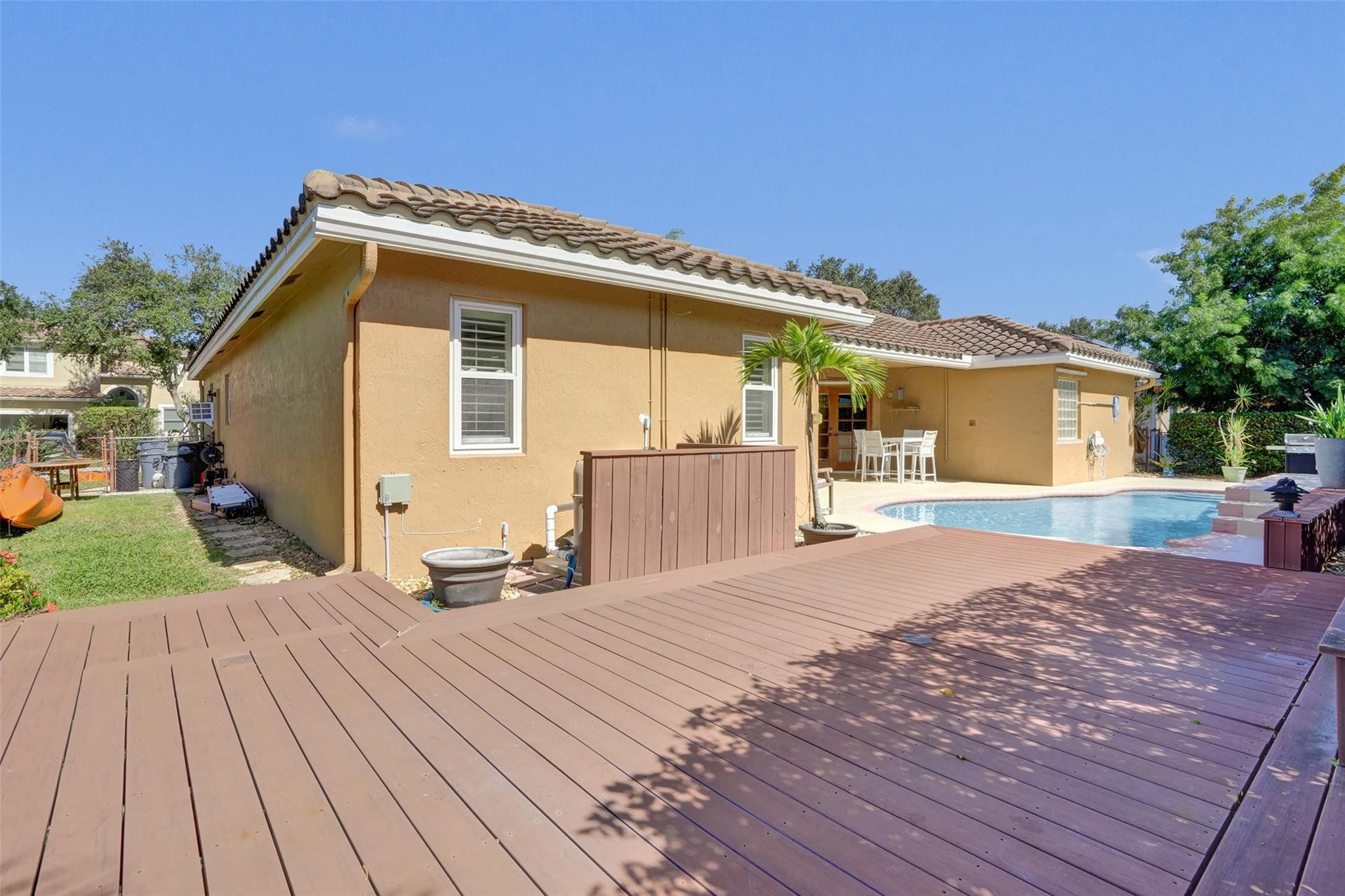 4142 NW 58TH Drive