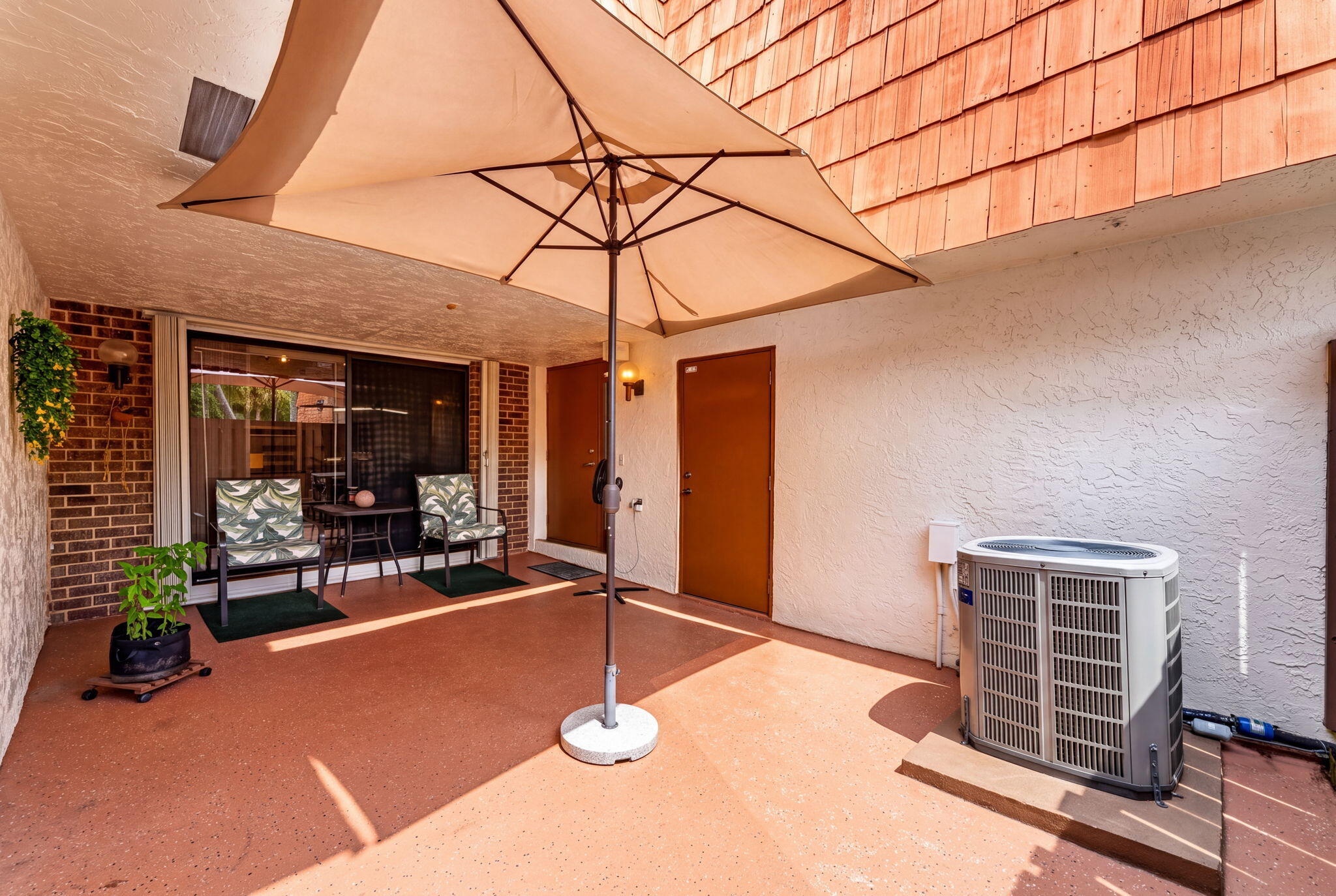 1648 CORAL Avenue