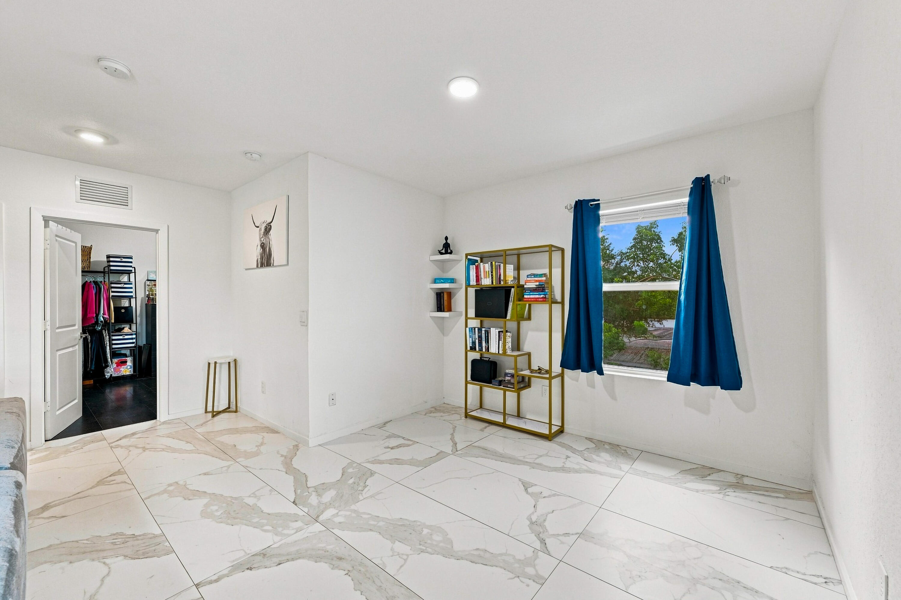 4514 Catalina Way