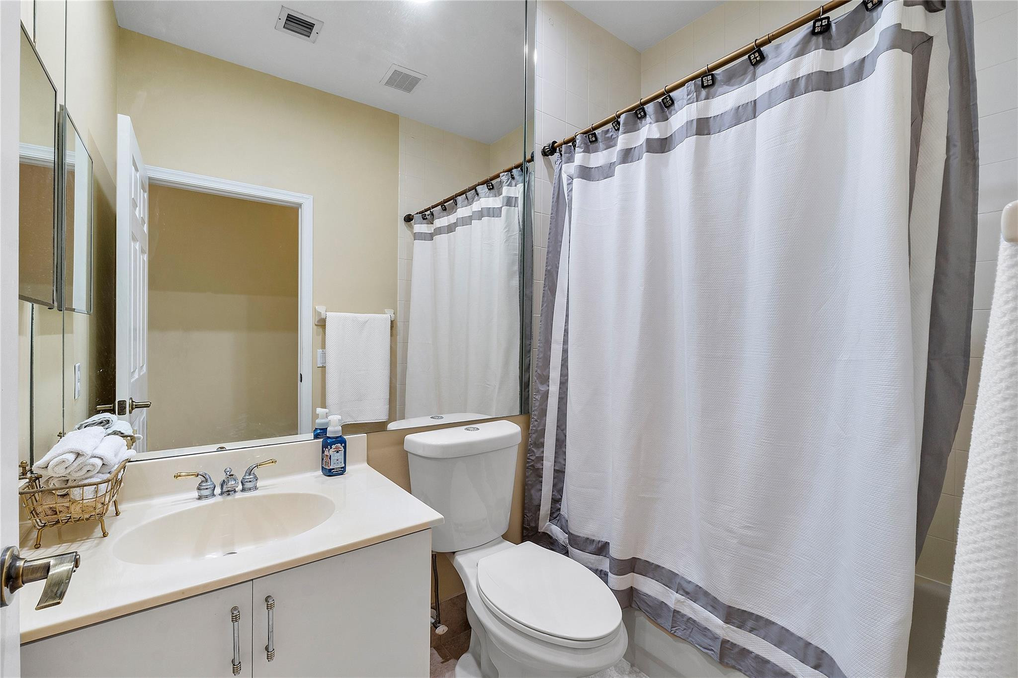 4728 NW 120th Drive
